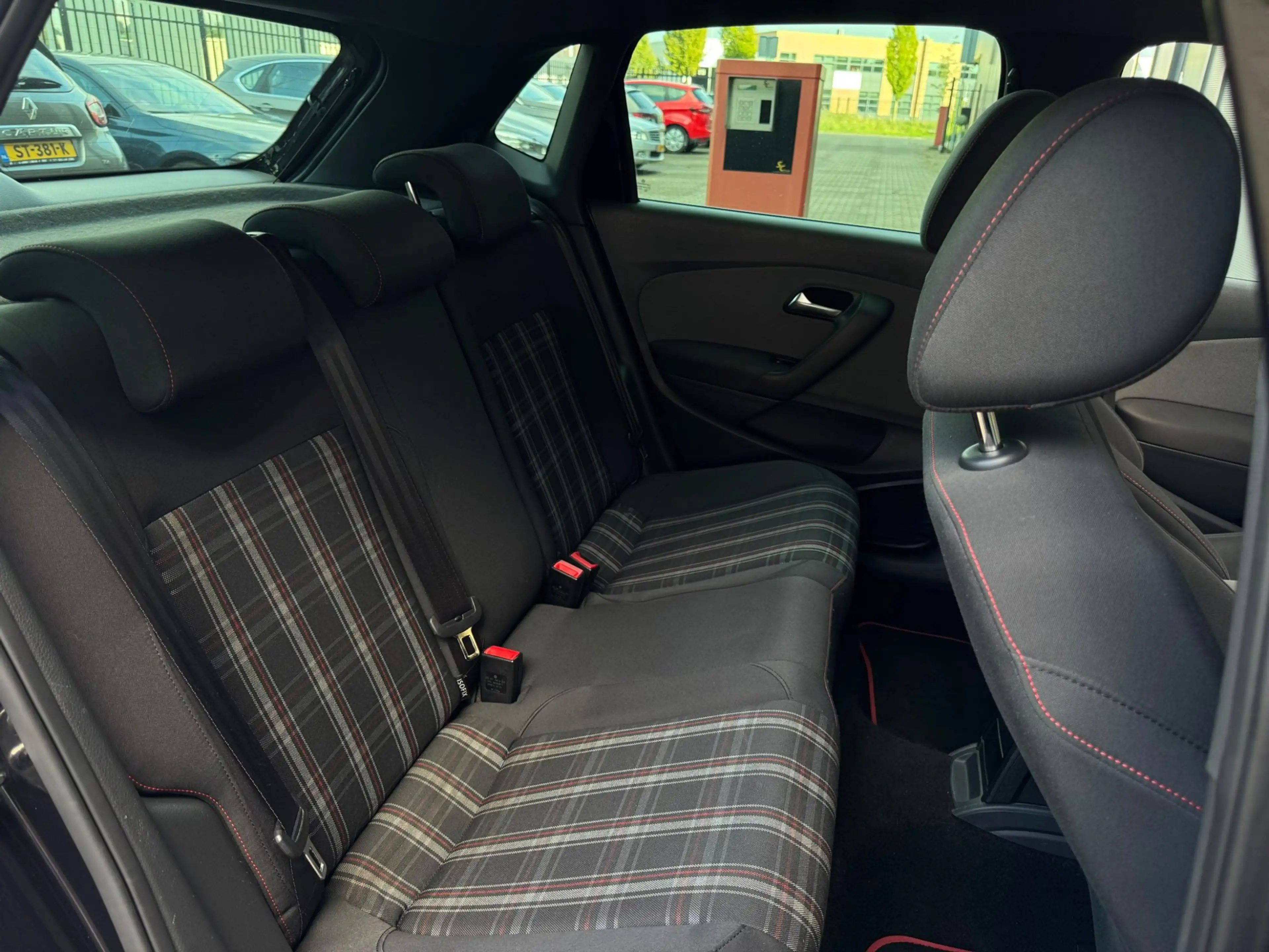 Volkswagen Polo GTI 1.4 TSI / PANO / XENON / STOELVERW. / CRUISE / CLI — photo 30