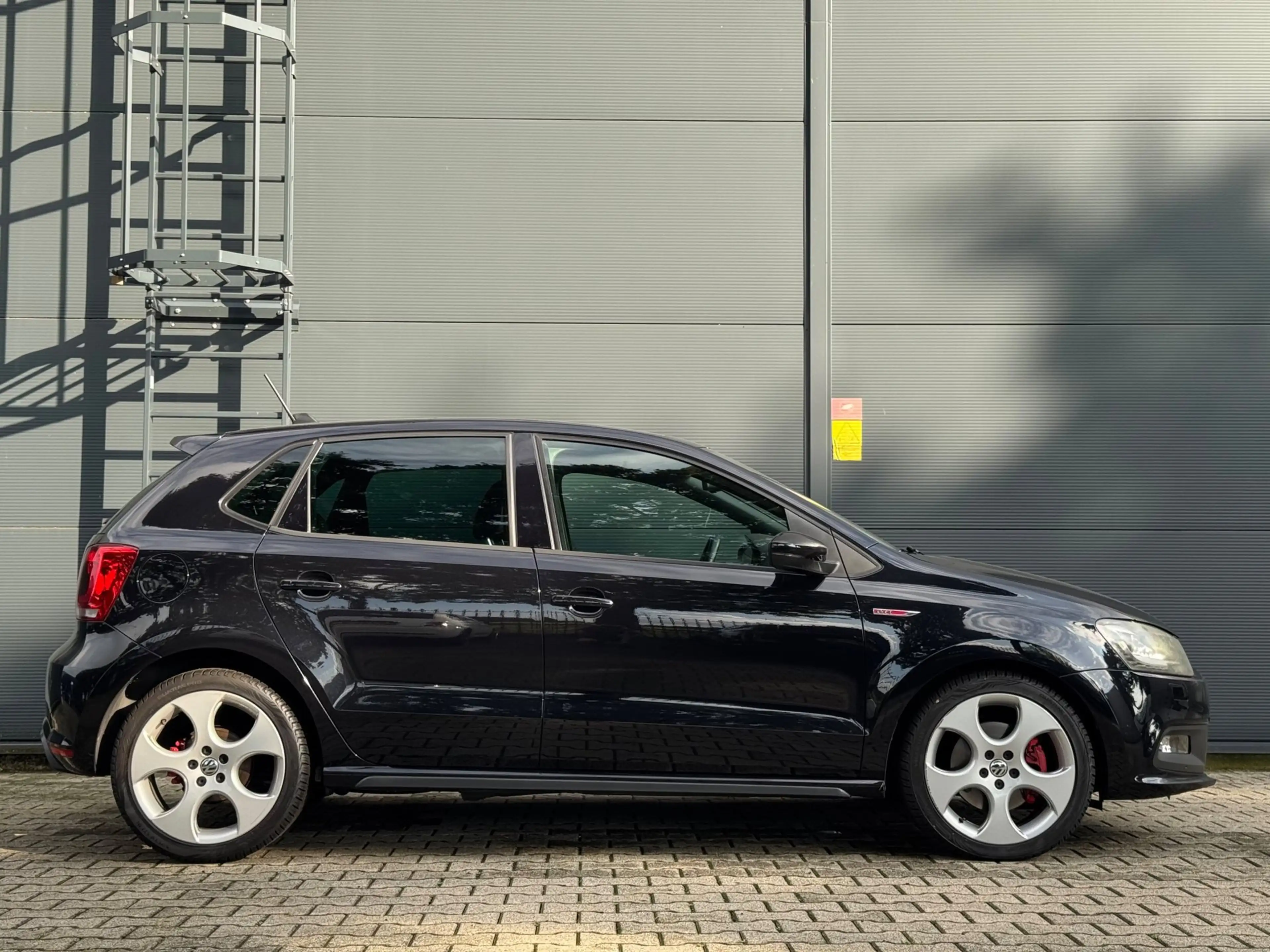 Volkswagen Polo GTI 1.4 TSI / PANO / XENON / STOELVERW. / CRUISE / CLI — photo 22