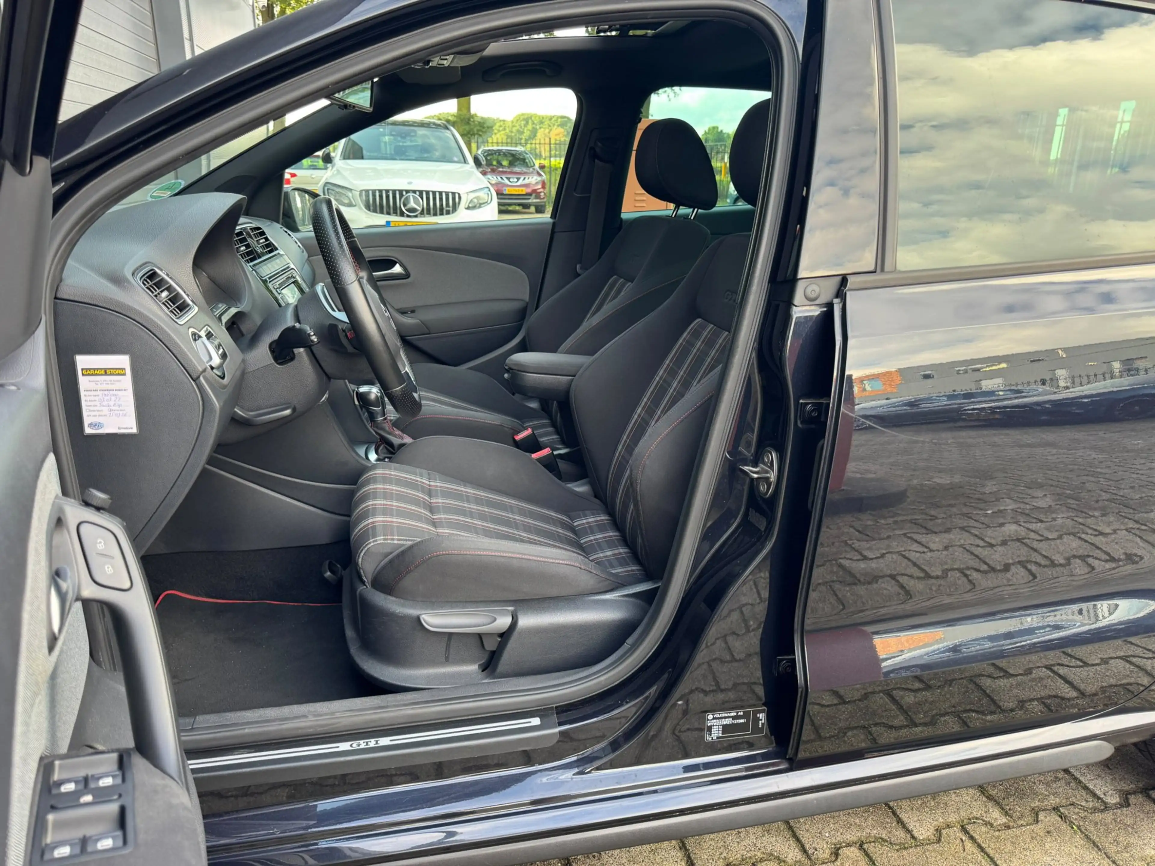 Volkswagen Polo GTI 1.4 TSI / PANO / XENON / STOELVERW. / CRUISE / CLI — photo 27
