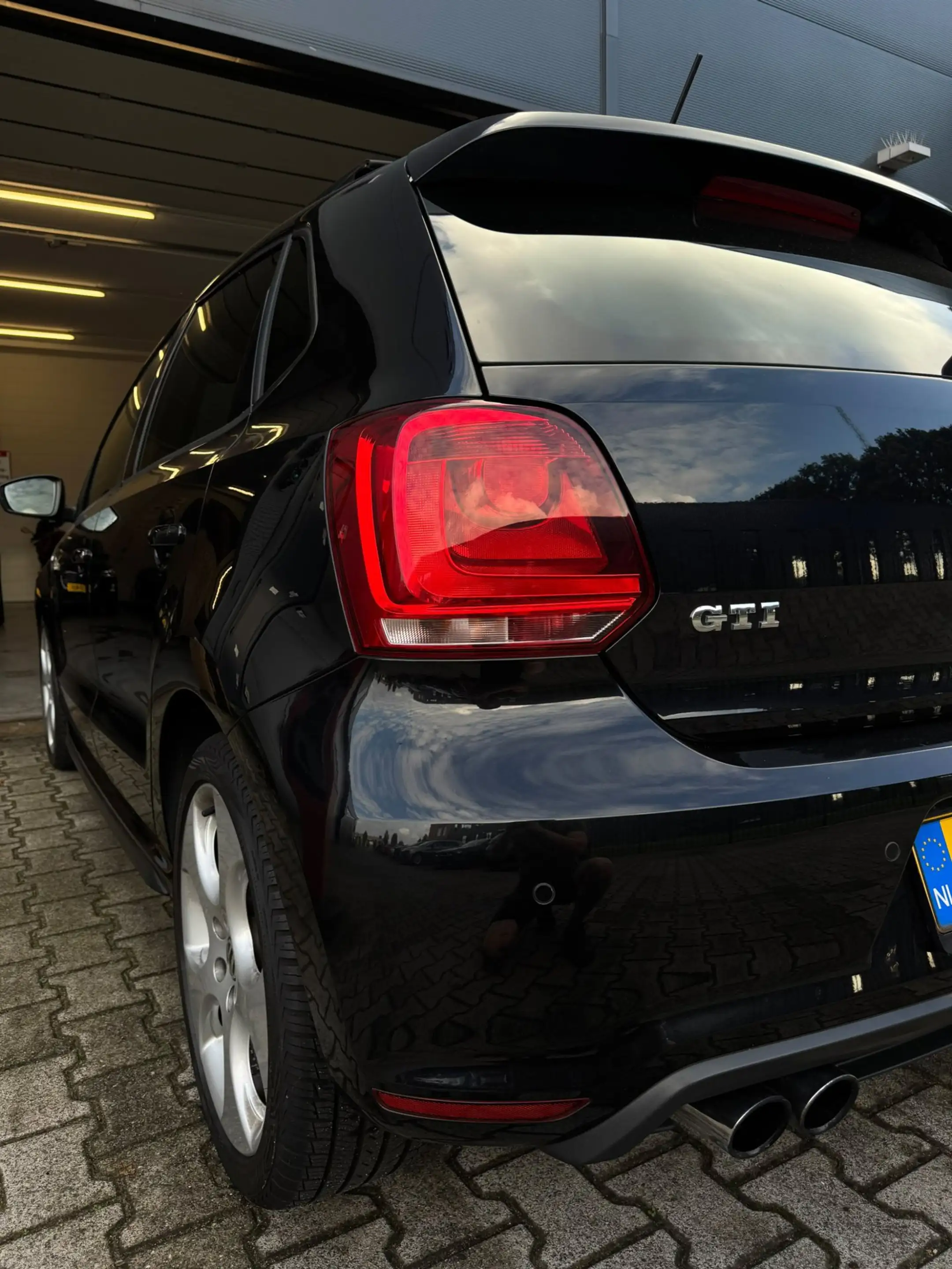 Volkswagen Polo GTI 1.4 TSI / PANO / XENON / STOELVERW. / CRUISE / CLI — photo 17