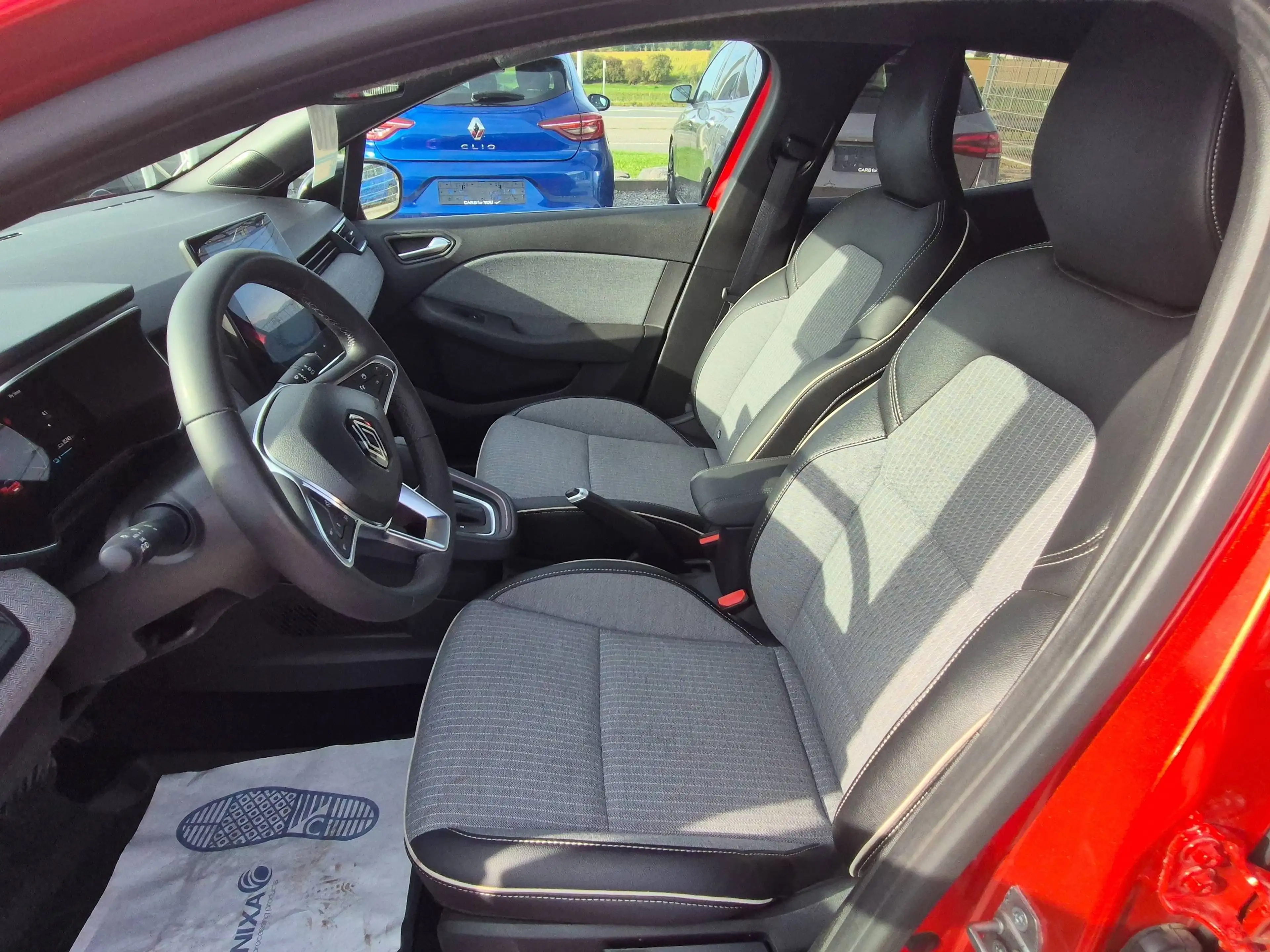 Renault Clio Clio Hybrid 1.6i E-TECH Techno — photo 5