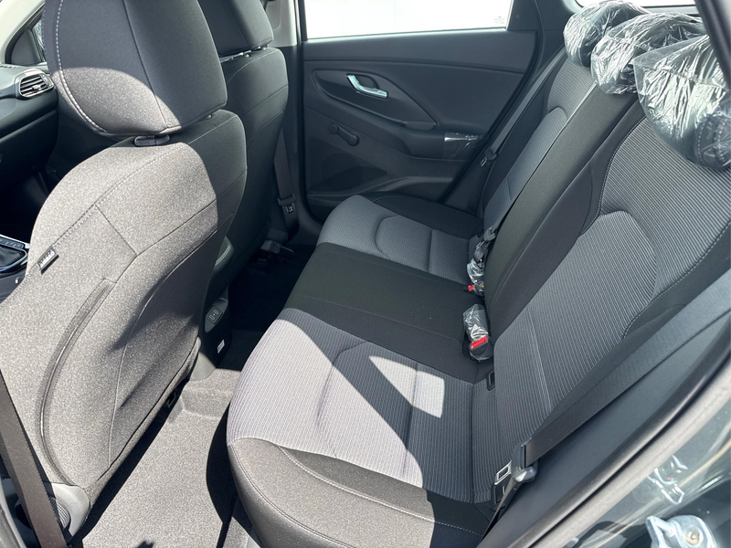 Hyundai i30 Kombi STYLE DCT NAVI RFK SHZ PDC ALU 1.6 T-GDi ... — photo 9
