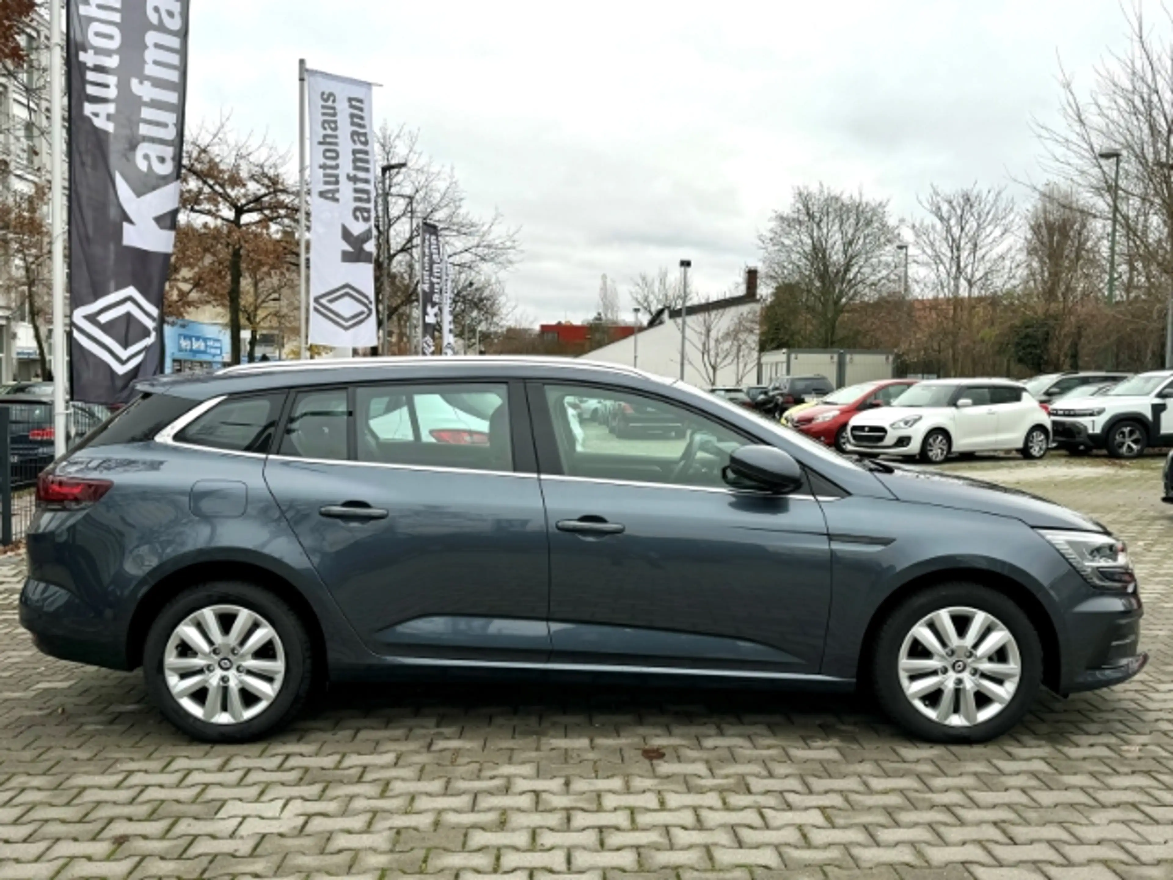 Renault Megane Grandt Intens 1.5 BLUE dCi Winter Paket+Allwetter — photo 4