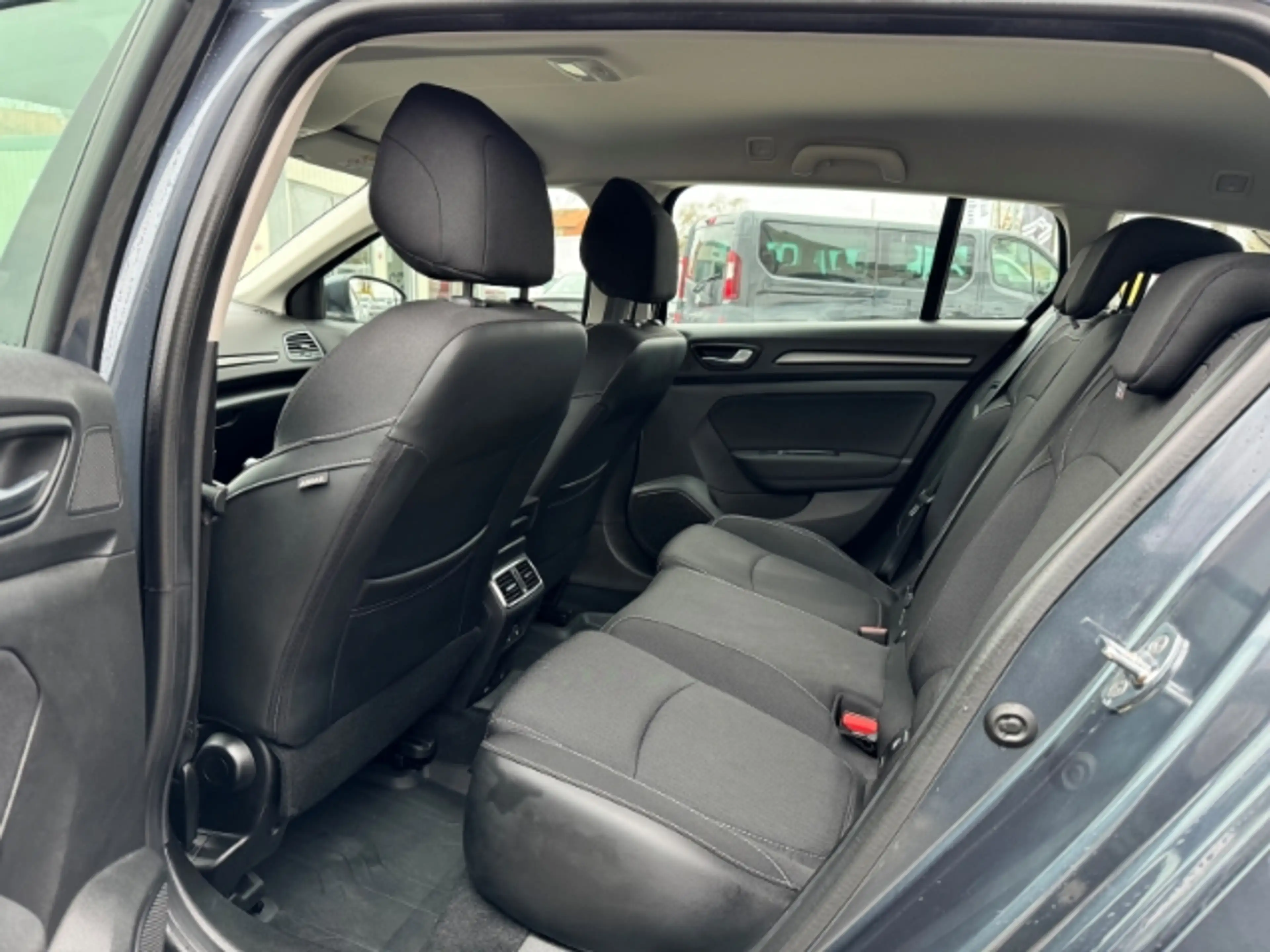 Renault Megane Grandt Intens 1.5 BLUE dCi Winter Paket+Allwetter — photo 13