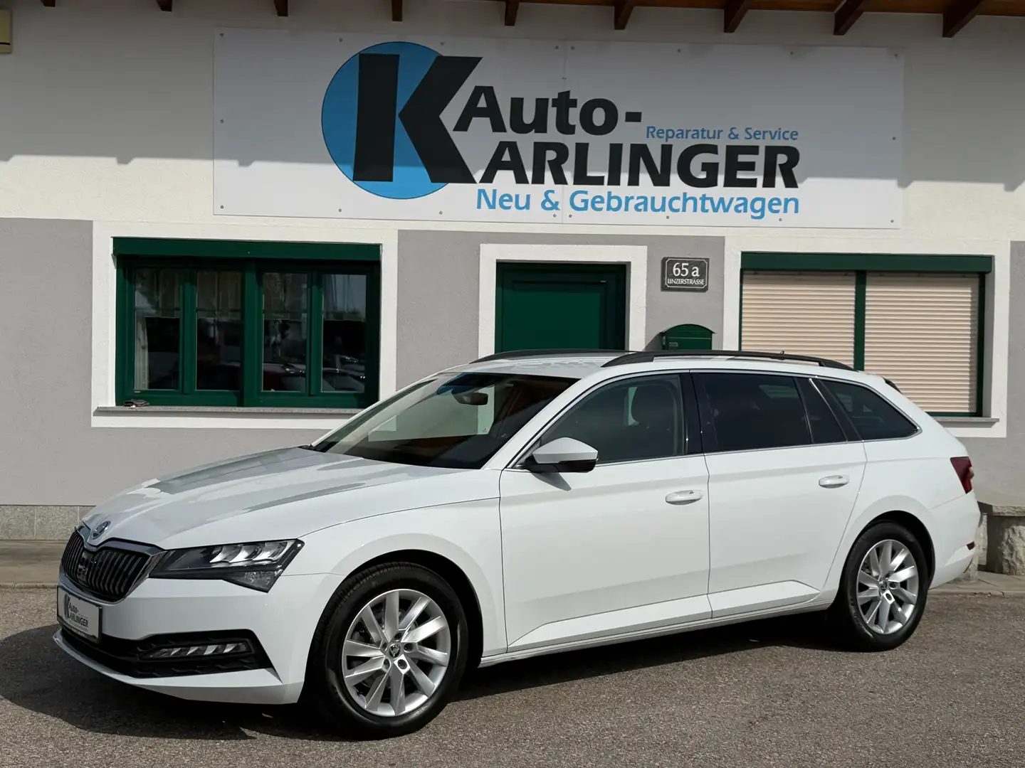 Skoda Superb Kombi 2,0 TDI 4x4 Ambition DSG Weiß - 2