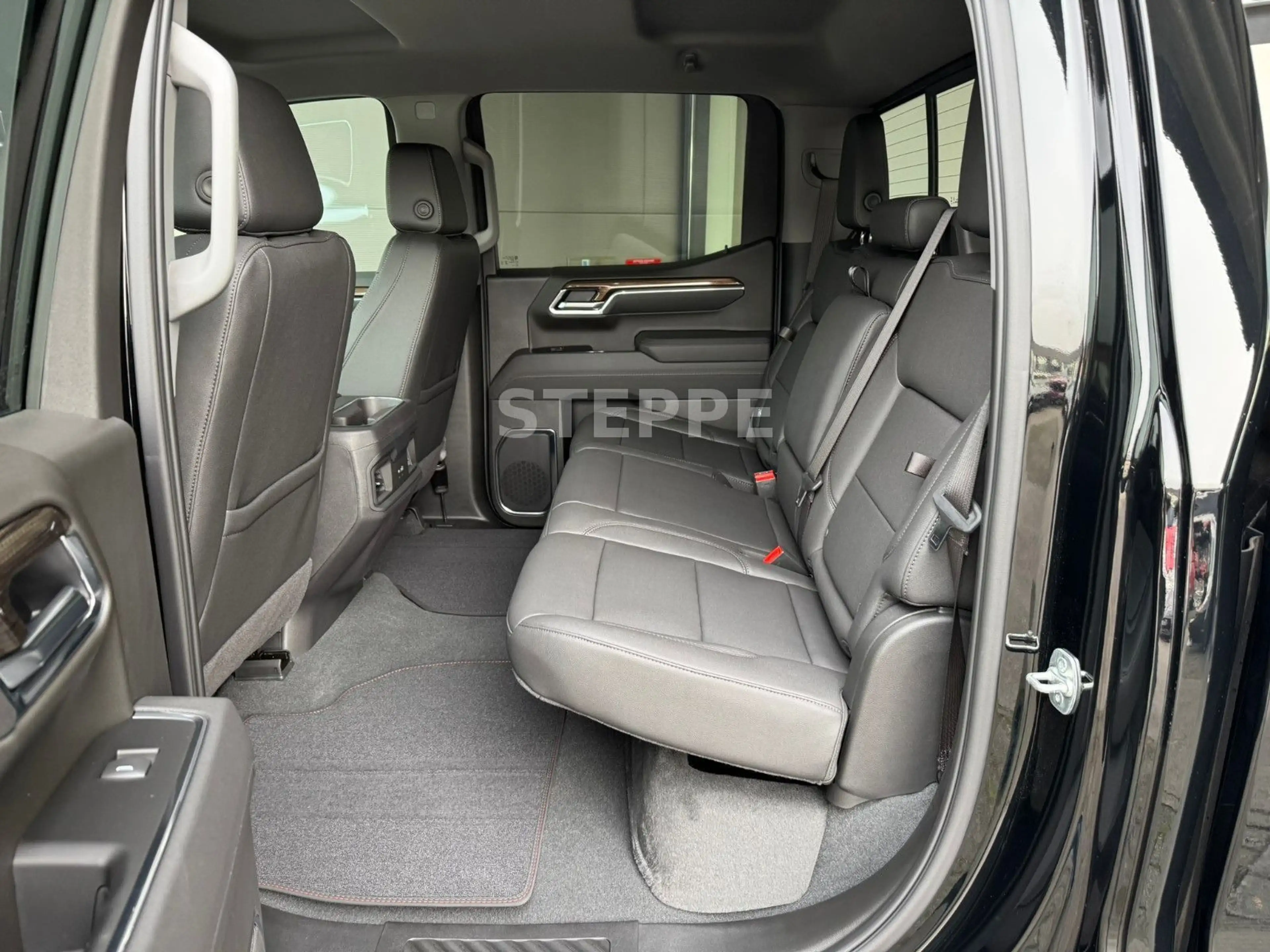 Chevrolet Silverado 2026 Silverado LT Trail Boss 6,2V8 Crew Cab. AHK — photo 9