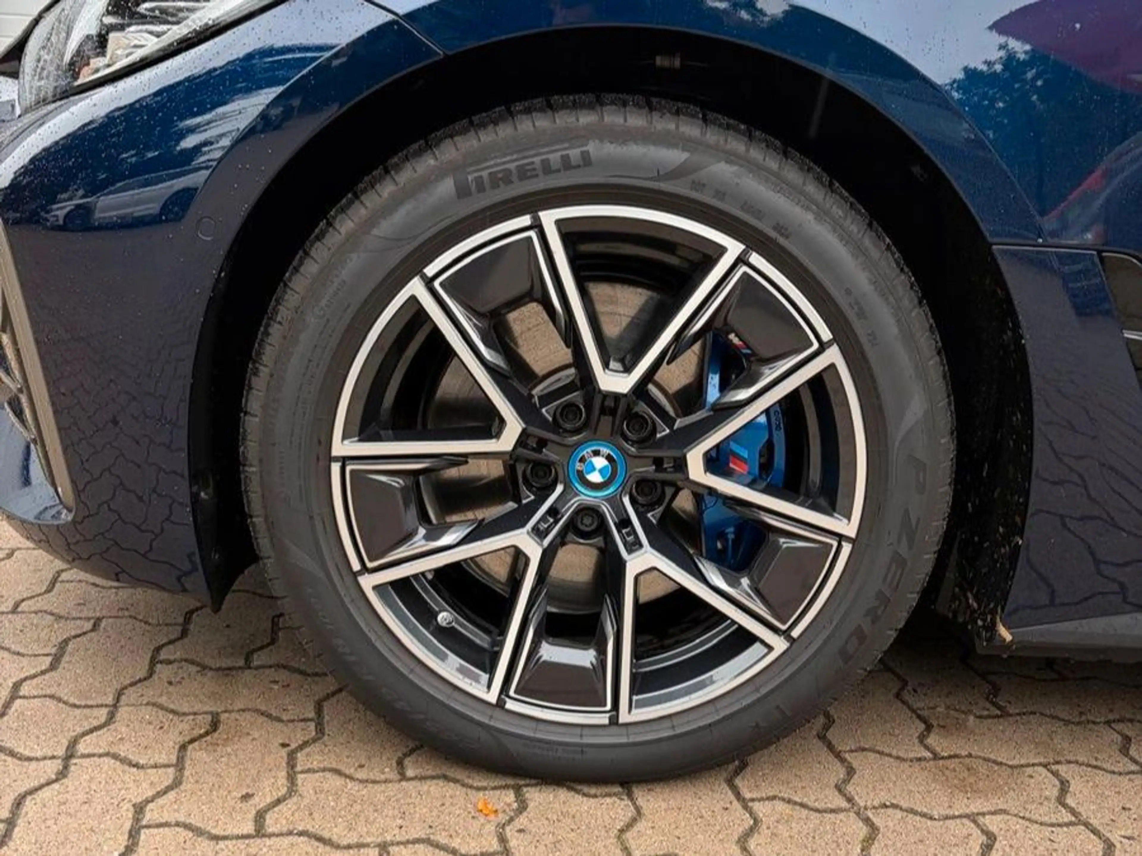 BMW i4 Gran Coupe M50 + HUD + Nav + Kamera — photo 5