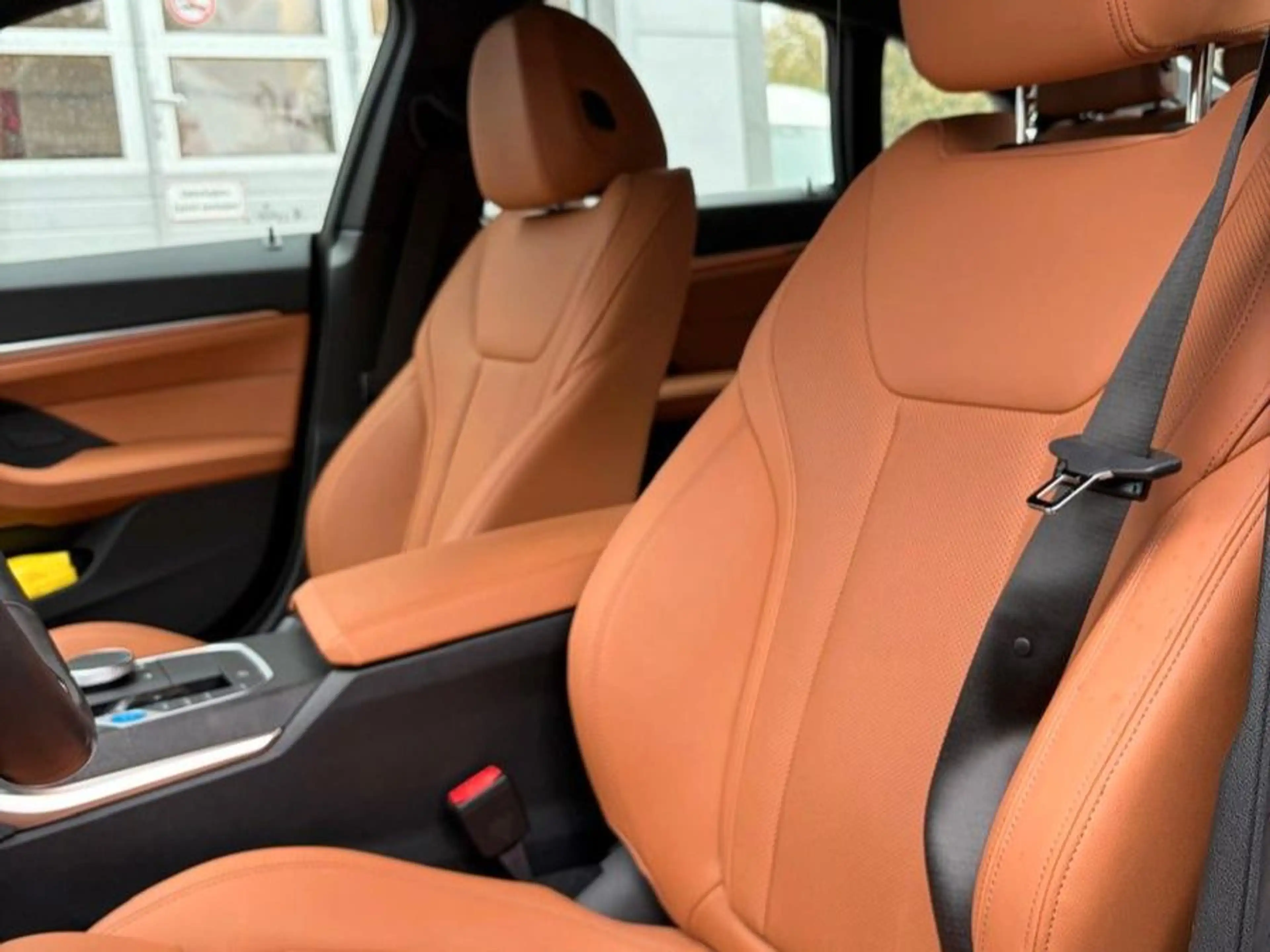 BMW i4 Gran Coupe M50 + HUD + Nav + Kamera — photo 23