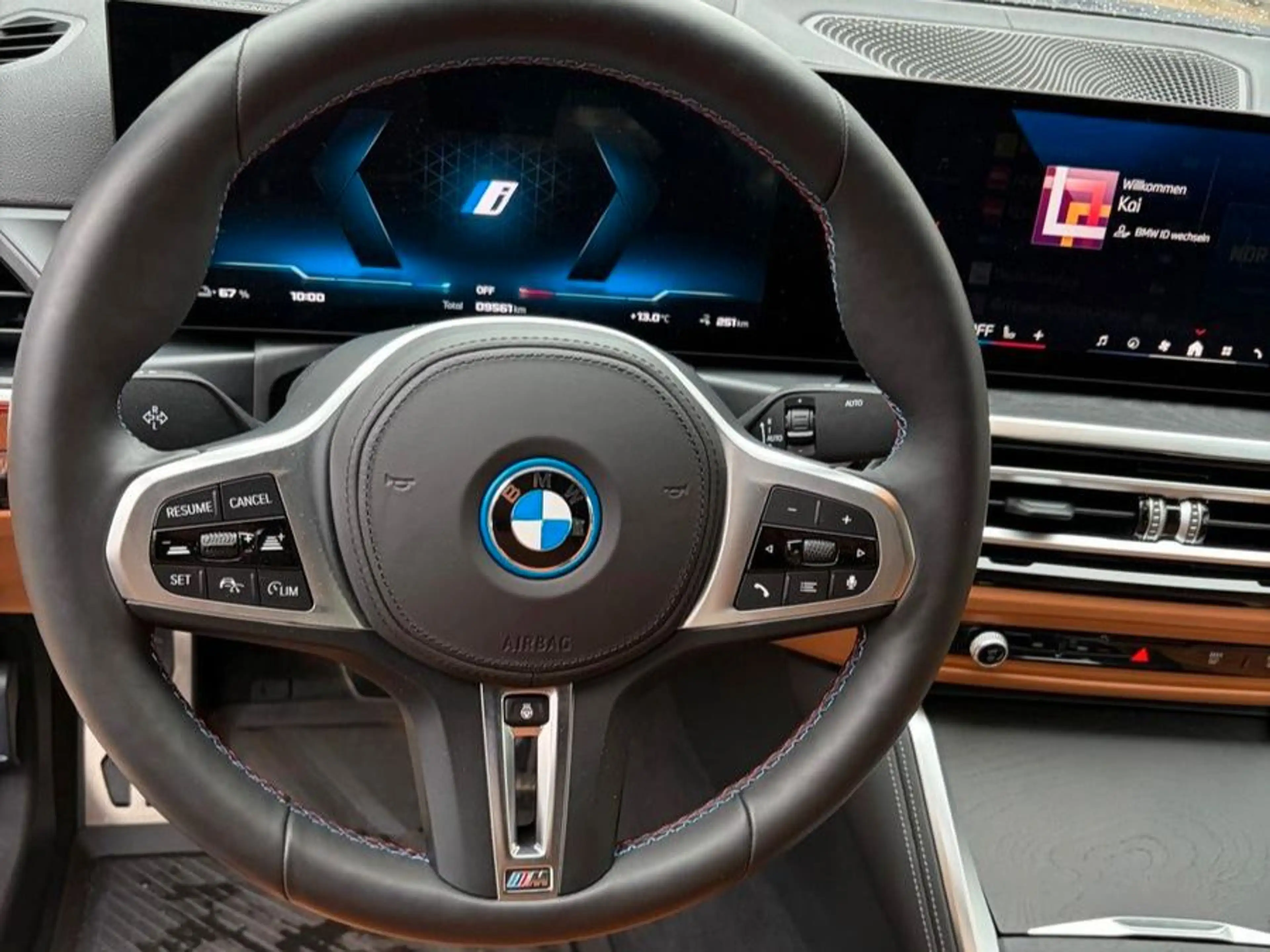 BMW i4 Gran Coupe M50 + HUD + Nav + Kamera — photo 19