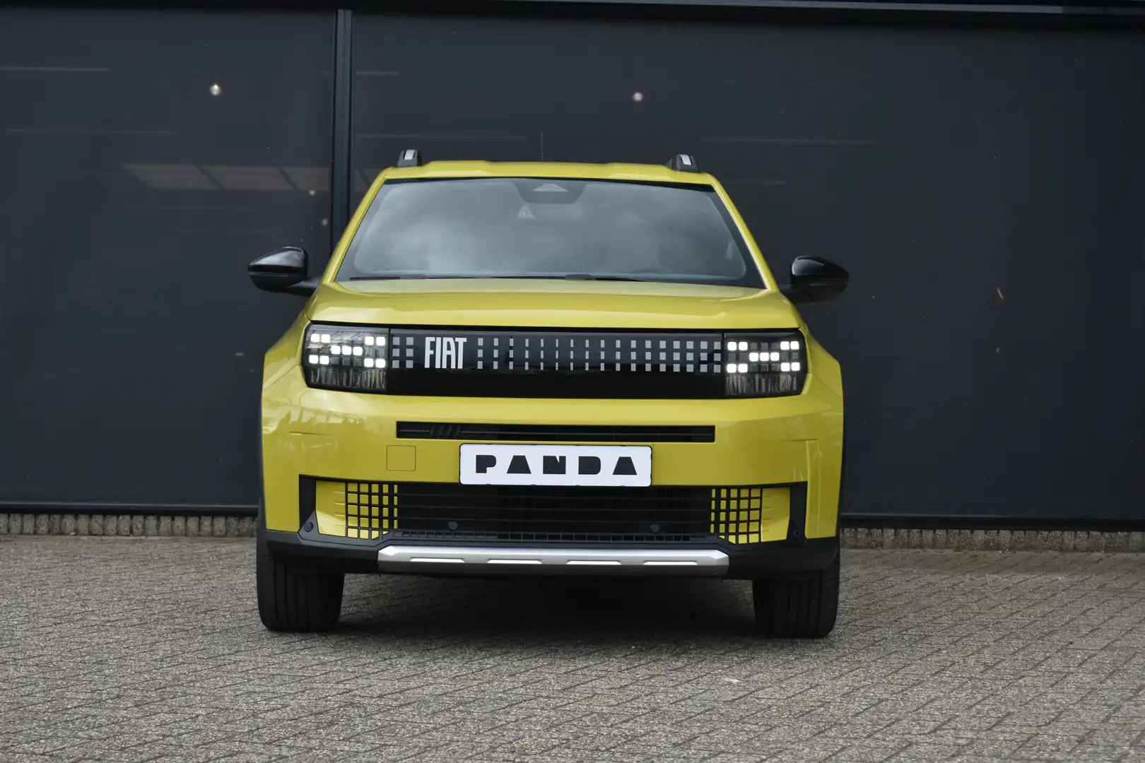 Fiat Grande Panda La Prima 11 kW 44 kWh DEMO-DEAL! | Achteruitrijcam Geel - 2