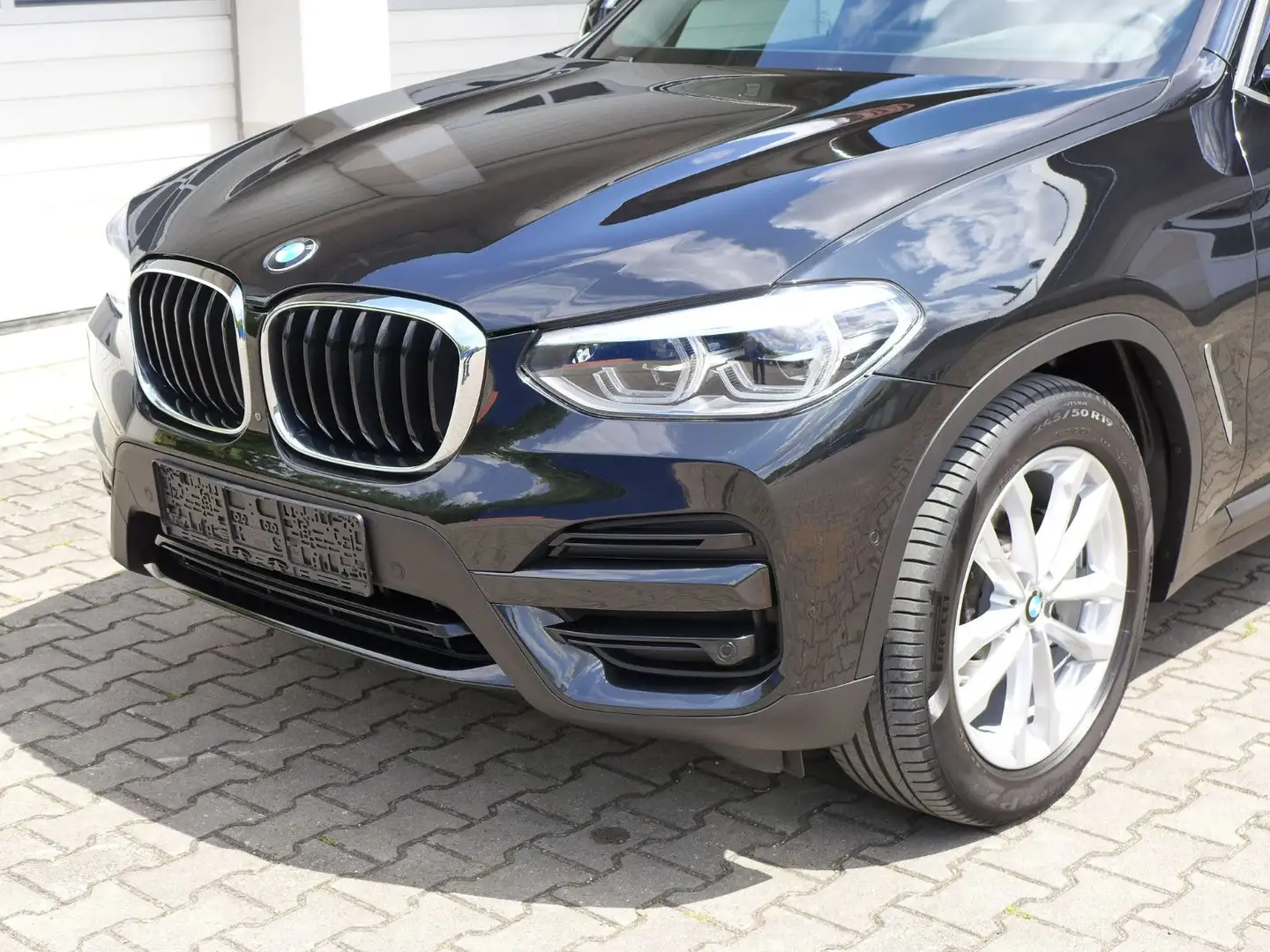 BMW X3 xDrive 30i Sport-Aut/HeadUp/360°Kamera/Memory Zwart - 2