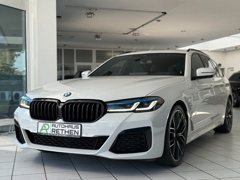 BMW 540 i xDrive M Sport*HUD*Softlclose*LCI*B&W*PANO — photo 11