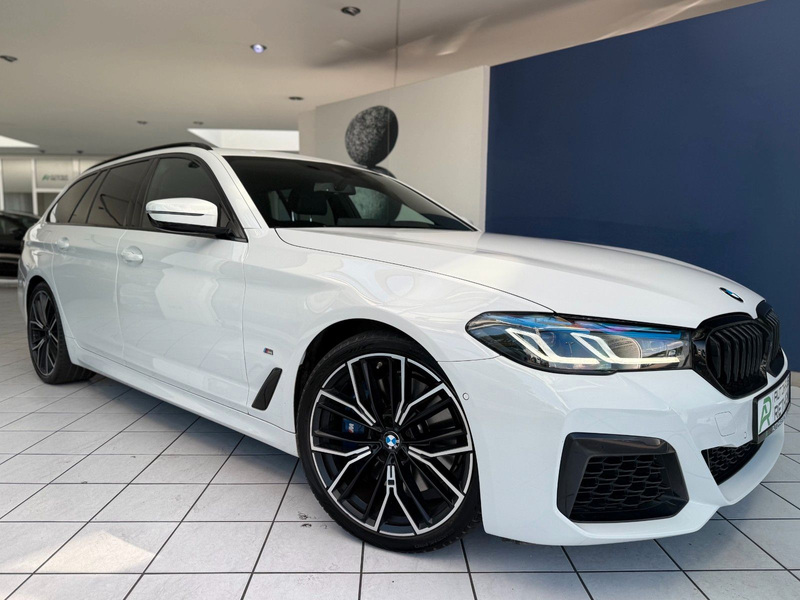 BMW 540 i xDrive M Sport*HUD*Softlclose*LCI*B&W*PANO — photo 5