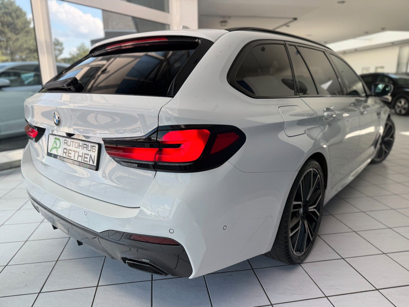 BMW 540 i xDrive M Sport*HUD*Softlclose*LCI*B&W*PANO — photo 9