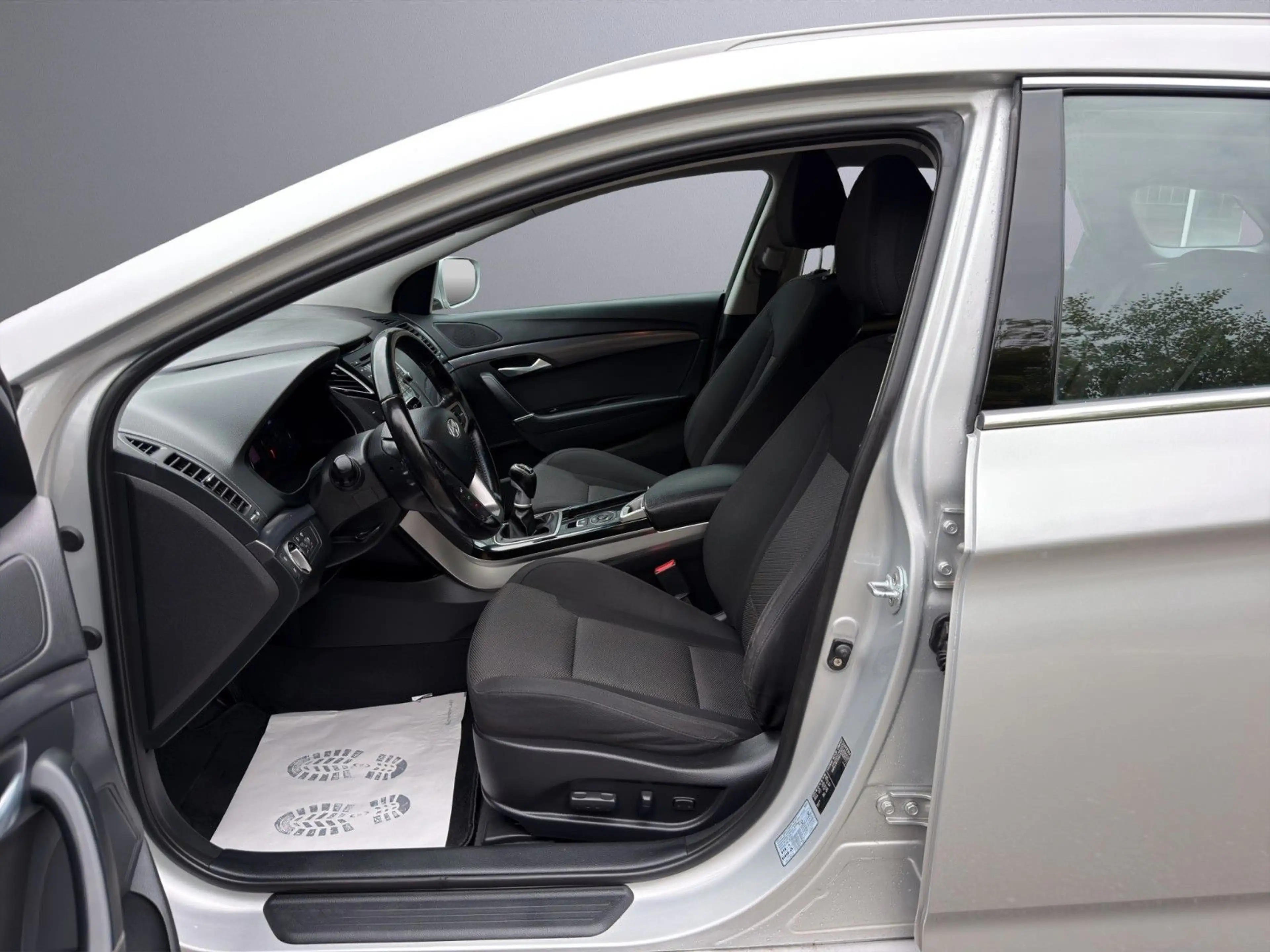 Hyundai i40 1.6 SHZ/PDC/Klima/Tempomat — photo 9