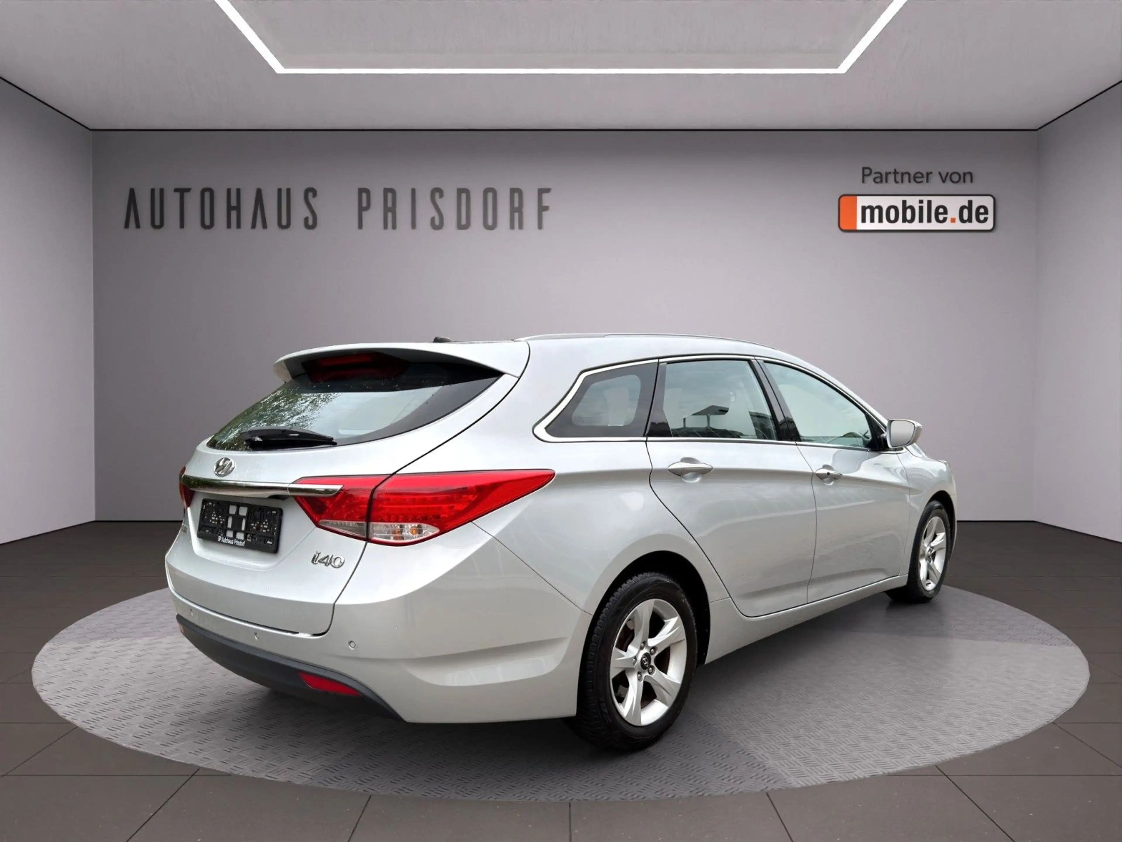Hyundai i40 1.6 SHZ/PDC/Klima/Tempomat — photo 5