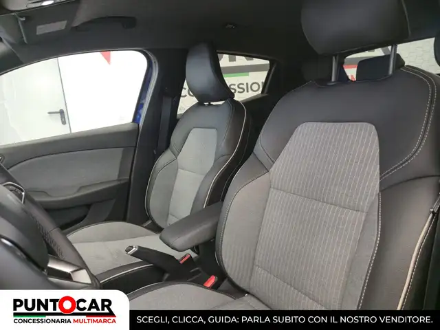 Renault Clio view 28