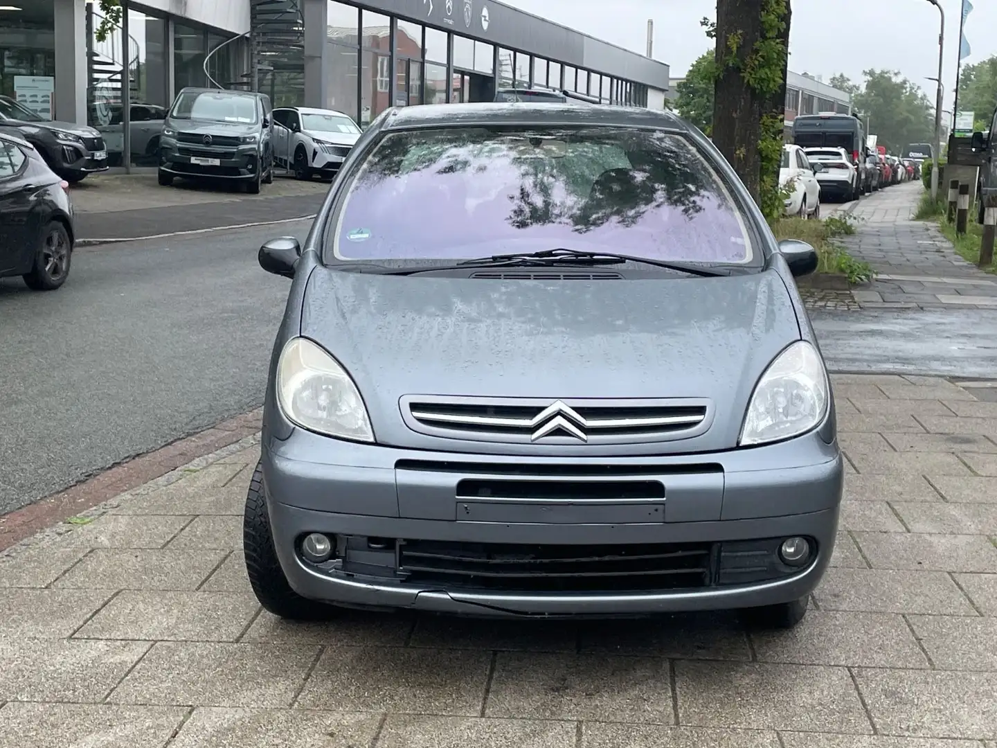 Citroen Xsara Picasso 1.6 Confort Tüv Juli 2025 Grau - 2