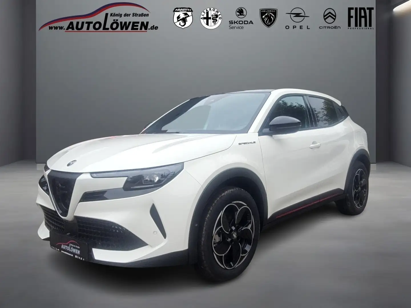 Alfa Romeo Junior 1.2 VGT Mild Hybrid Speciale Weiß - 1