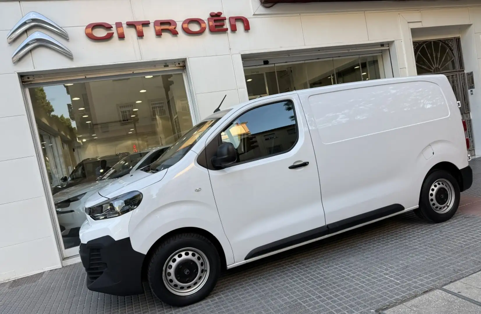 Citroen Jumpy Fg. 1.5 BlueHDI Talla M S&S 120 Blanco - 2