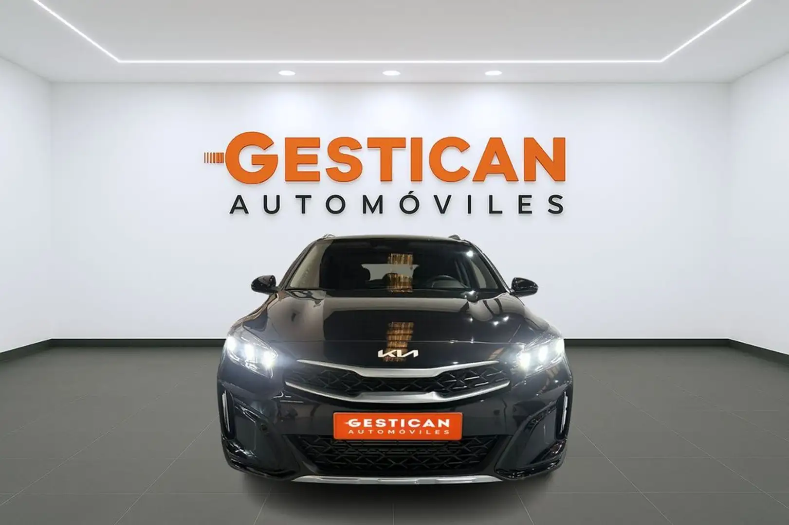 Kia XCeed 1.0 T-GDi Drive 74kW (100CV) Negro - 2