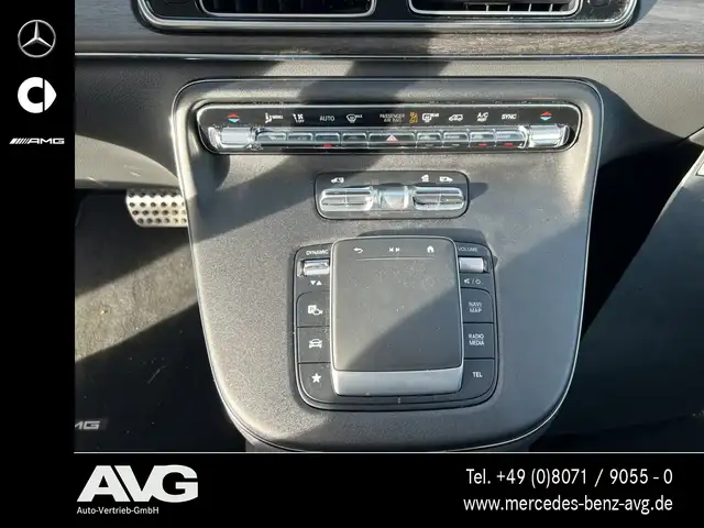 Mercedes-Benz 250 view 11