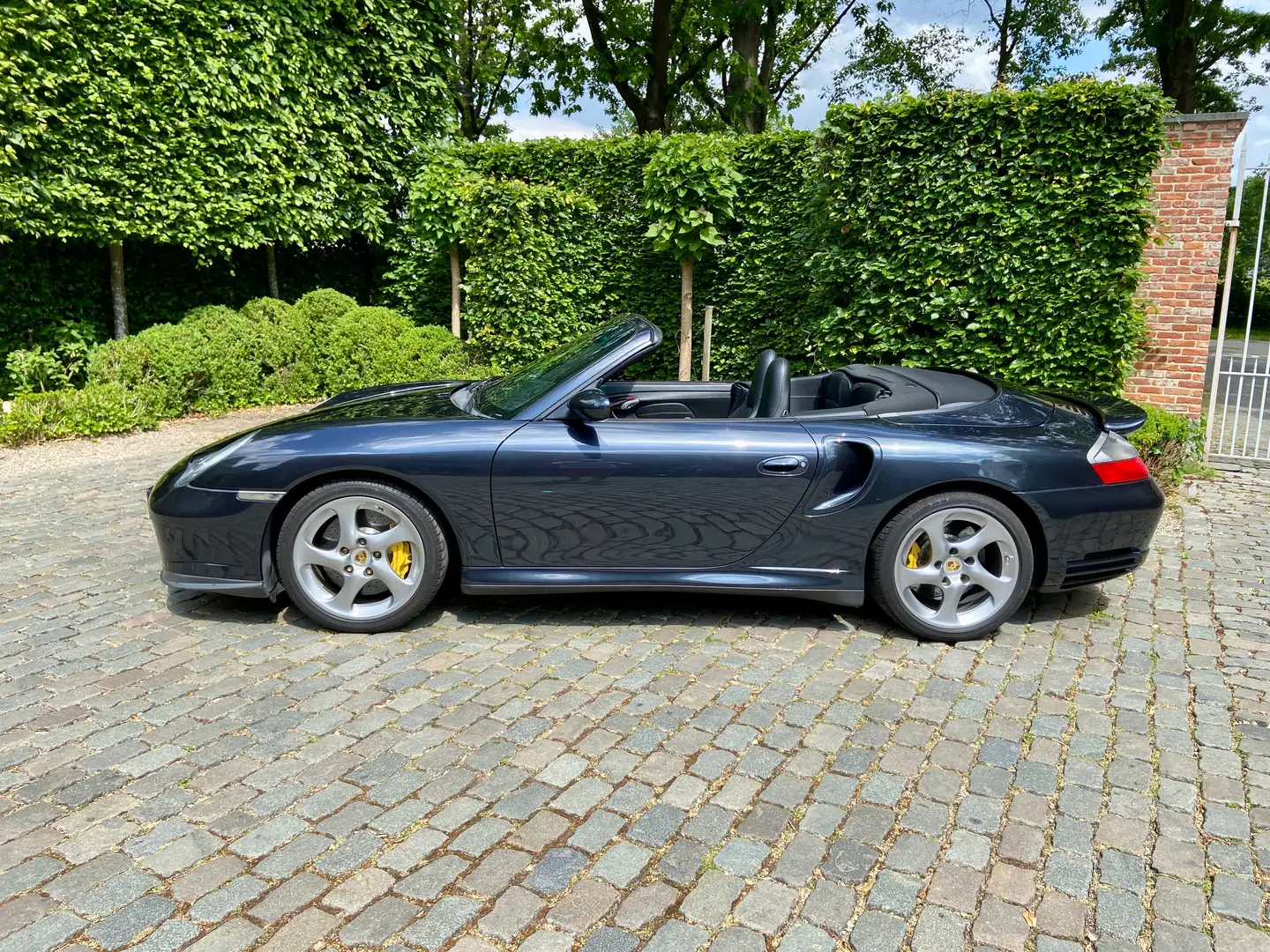 Porsche 996 Turbo S Šedá - 2