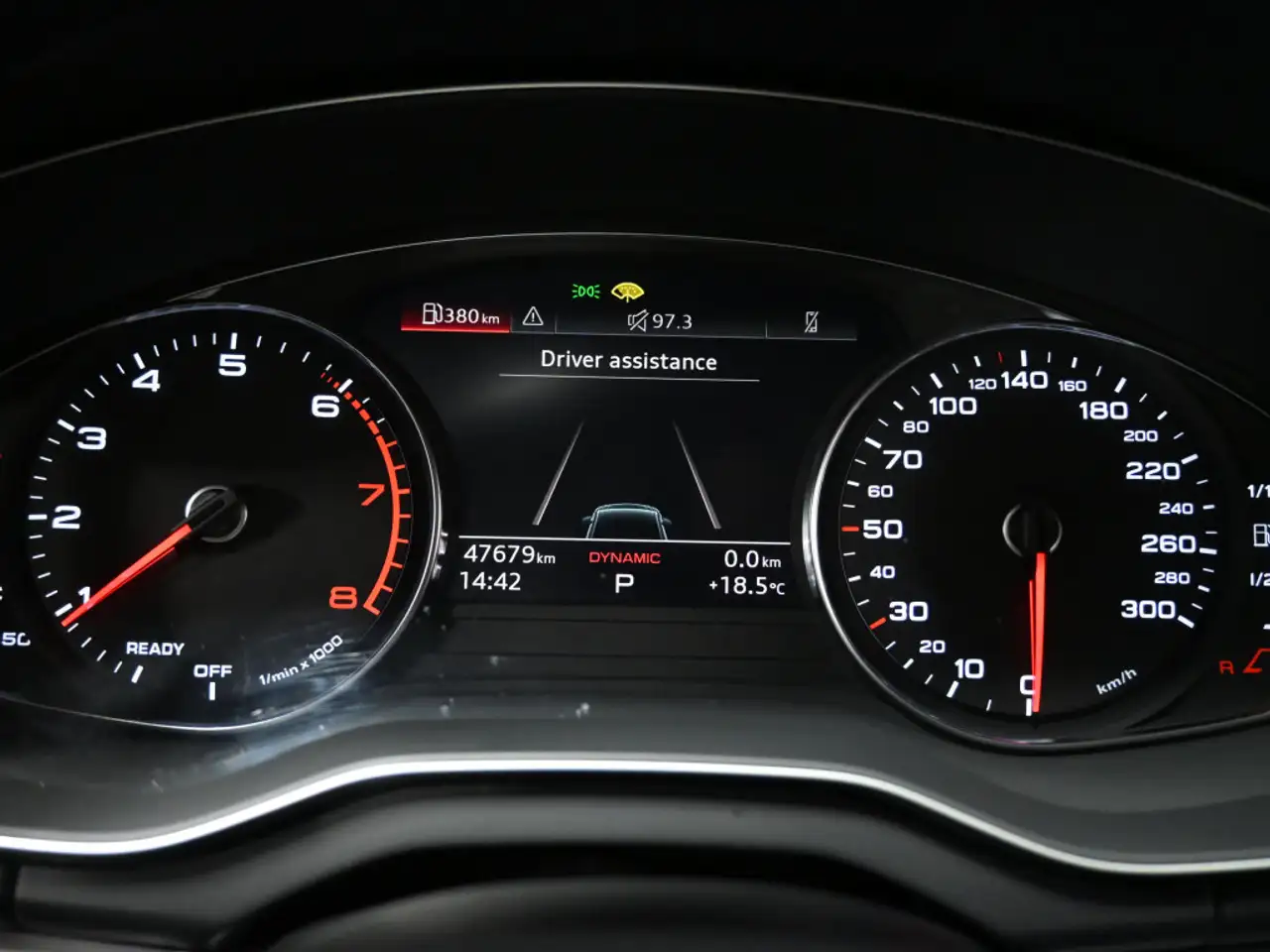 Audi Q5 снимка Audi Q5