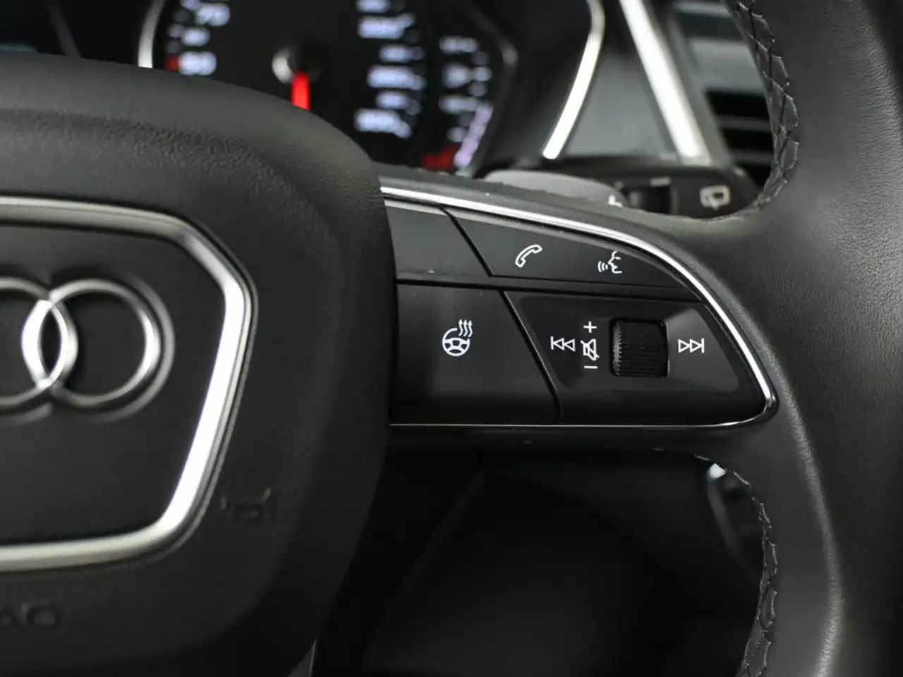 Audi Q5 снимка Audi Q5