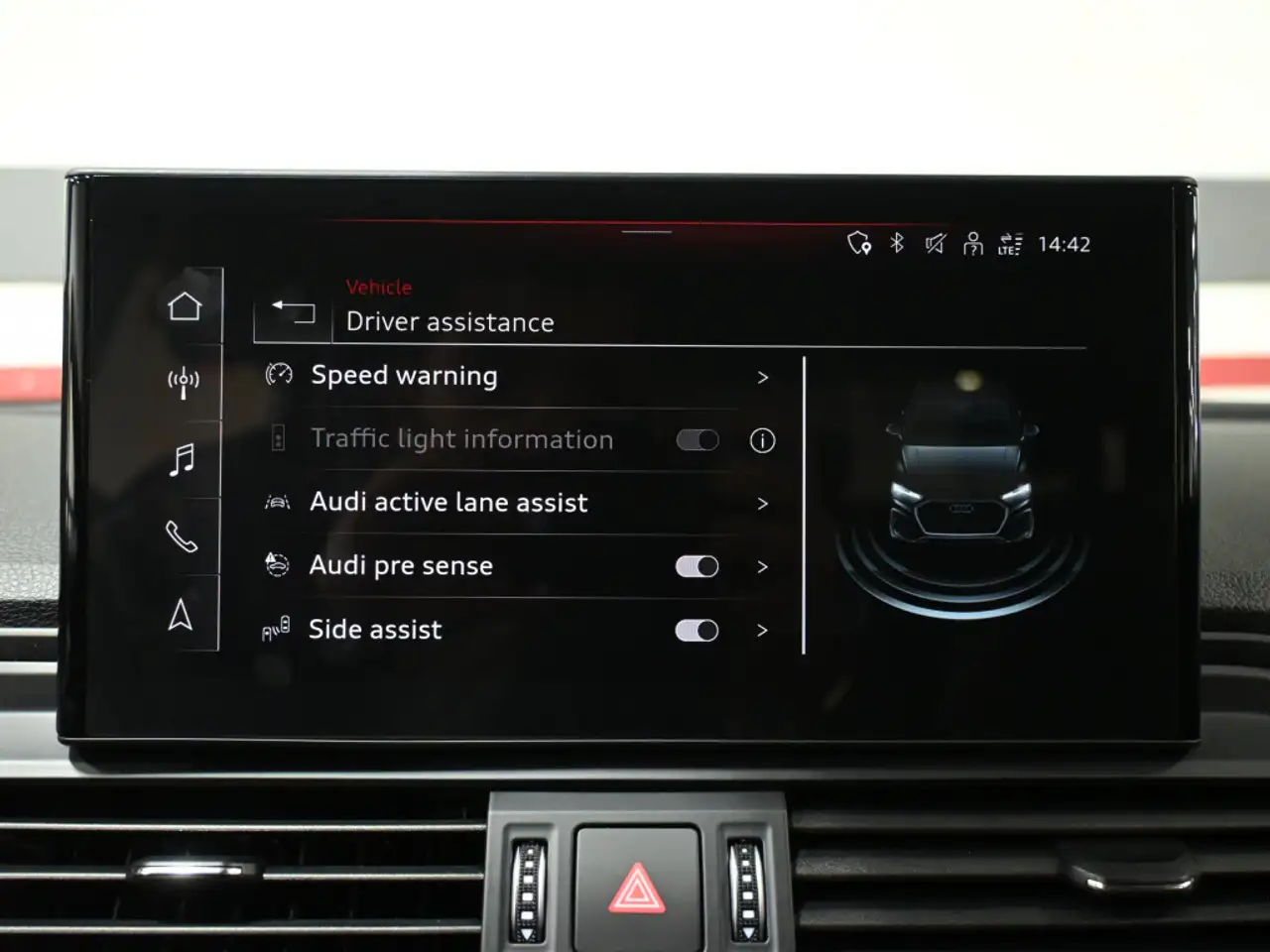 Audi Q5 снимка Audi Q5