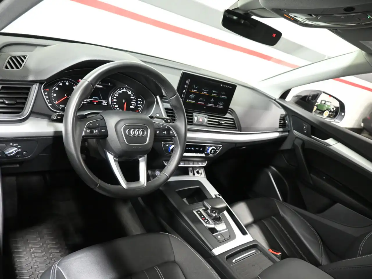 Audi Q5 снимка Audi Q5
