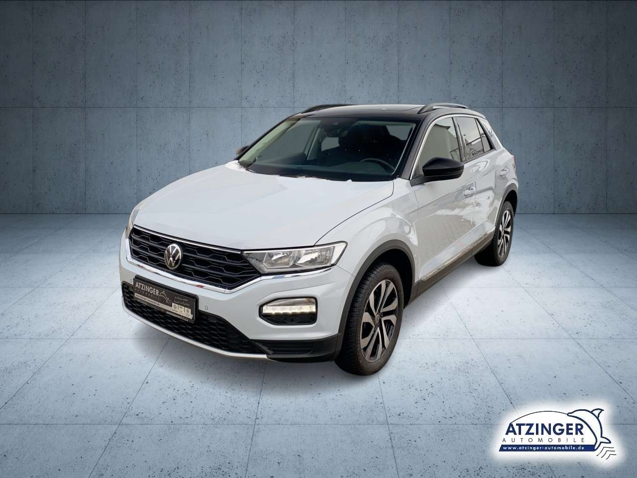 Volkswagen T-Roc 2021 — ACTIVE 1.5 TSI Navi Pano Klima Navi Einparkhilfe