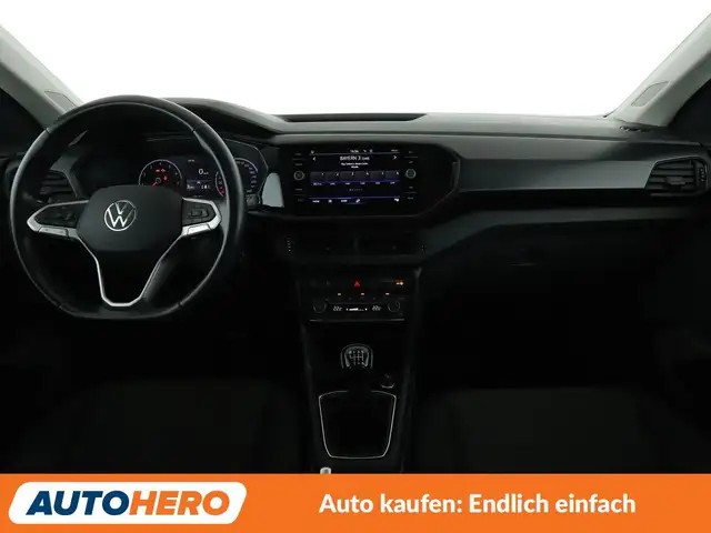Volkswagen T-Cross view 12