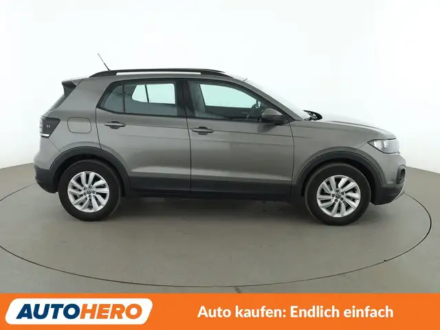 Volkswagen T-Cross view 7