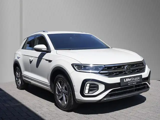 Volkswagen T-Roc view 5