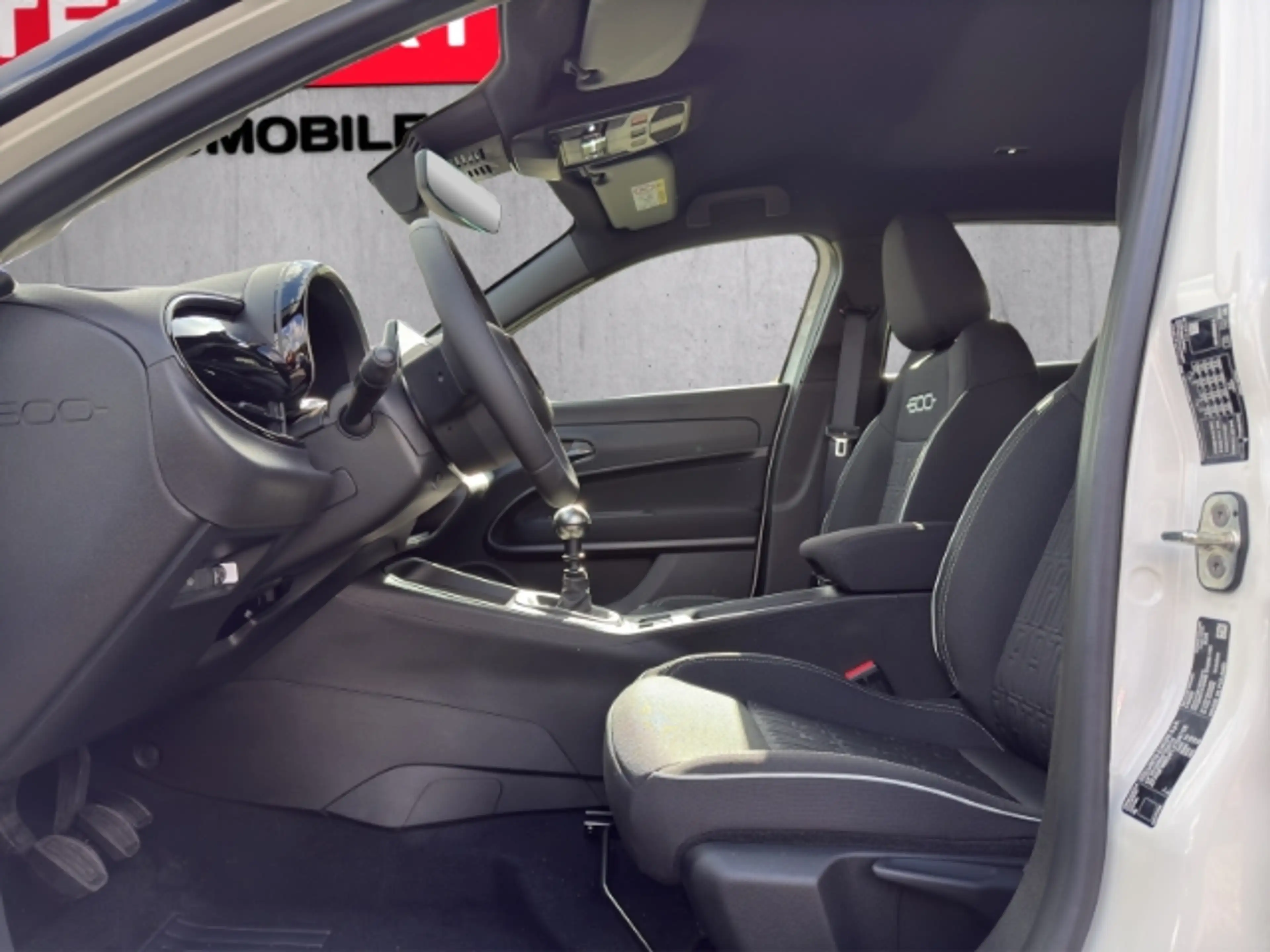 Fiat 600 Street/Bicolore/LED/PDC/Tempoamt/Apple&Android — photo 7
