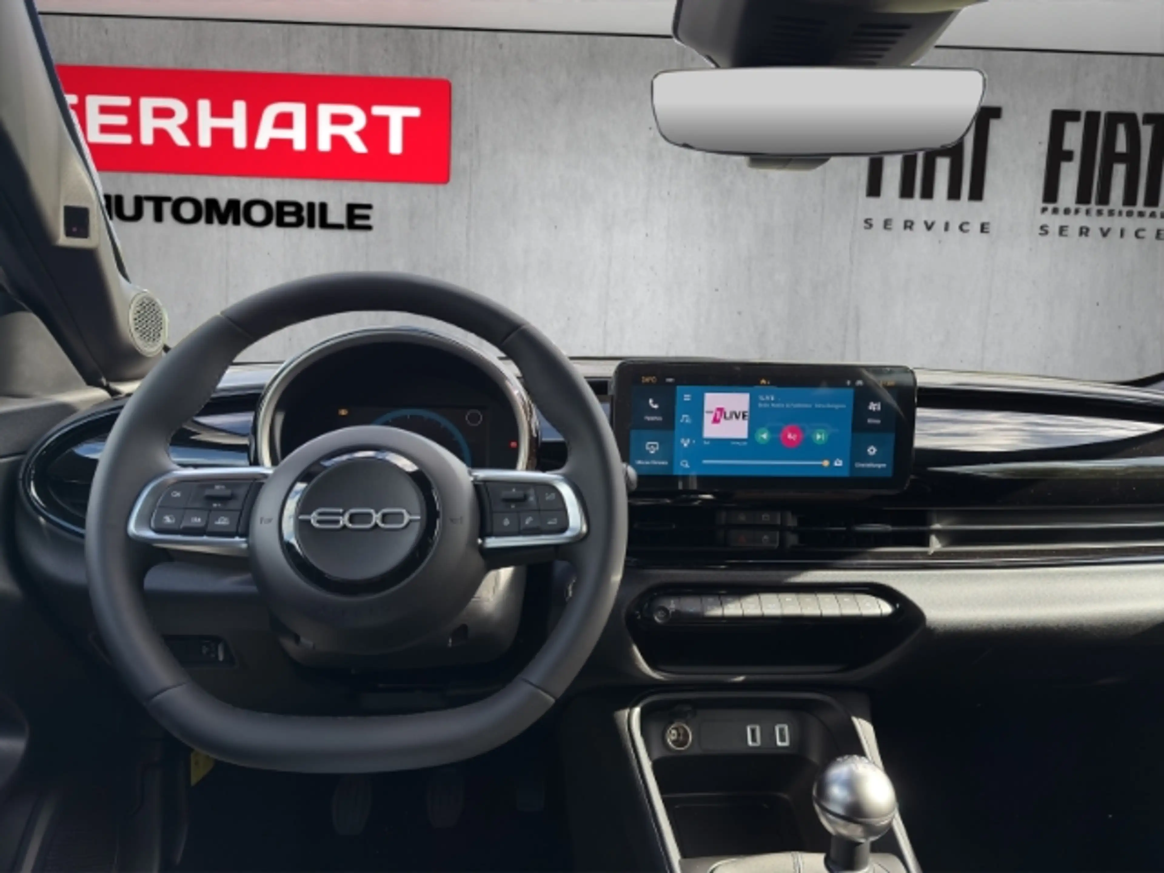 Fiat 600 Street/Bicolore/LED/PDC/Tempoamt/Apple&Android — photo 9