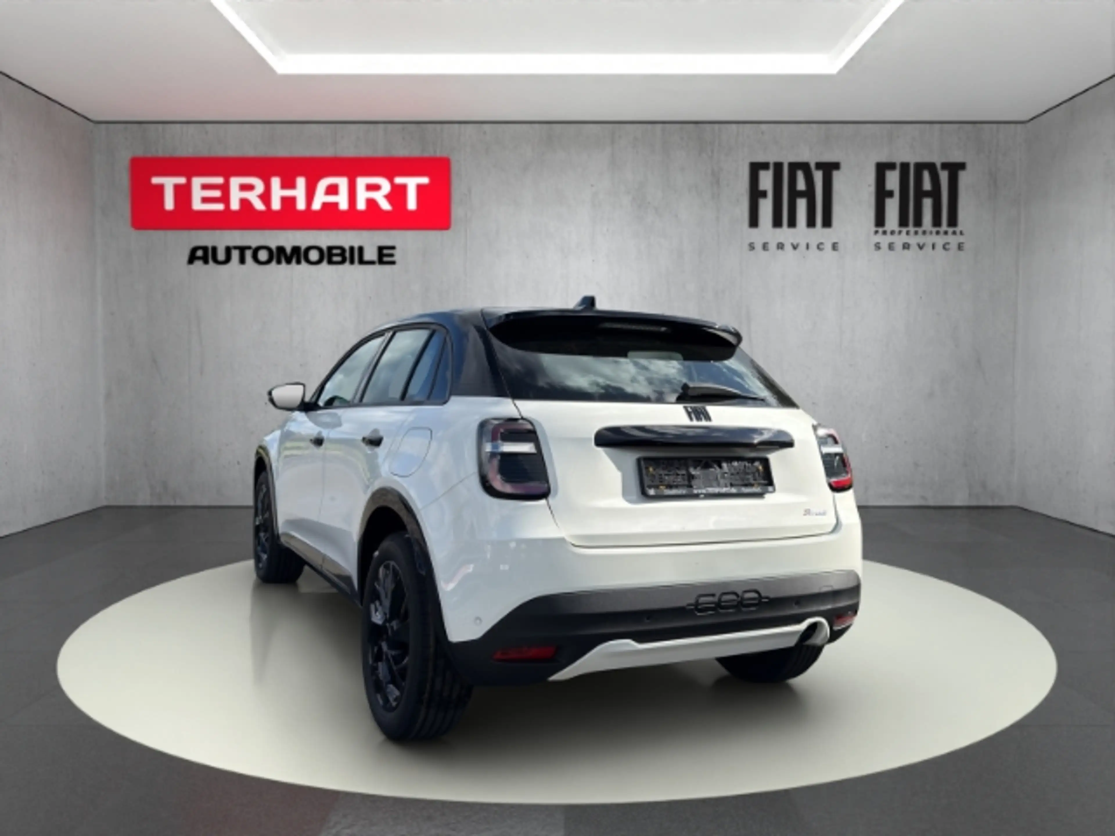 Fiat 600 Street/Bicolore/LED/PDC/Tempoamt/Apple&Android — photo 3