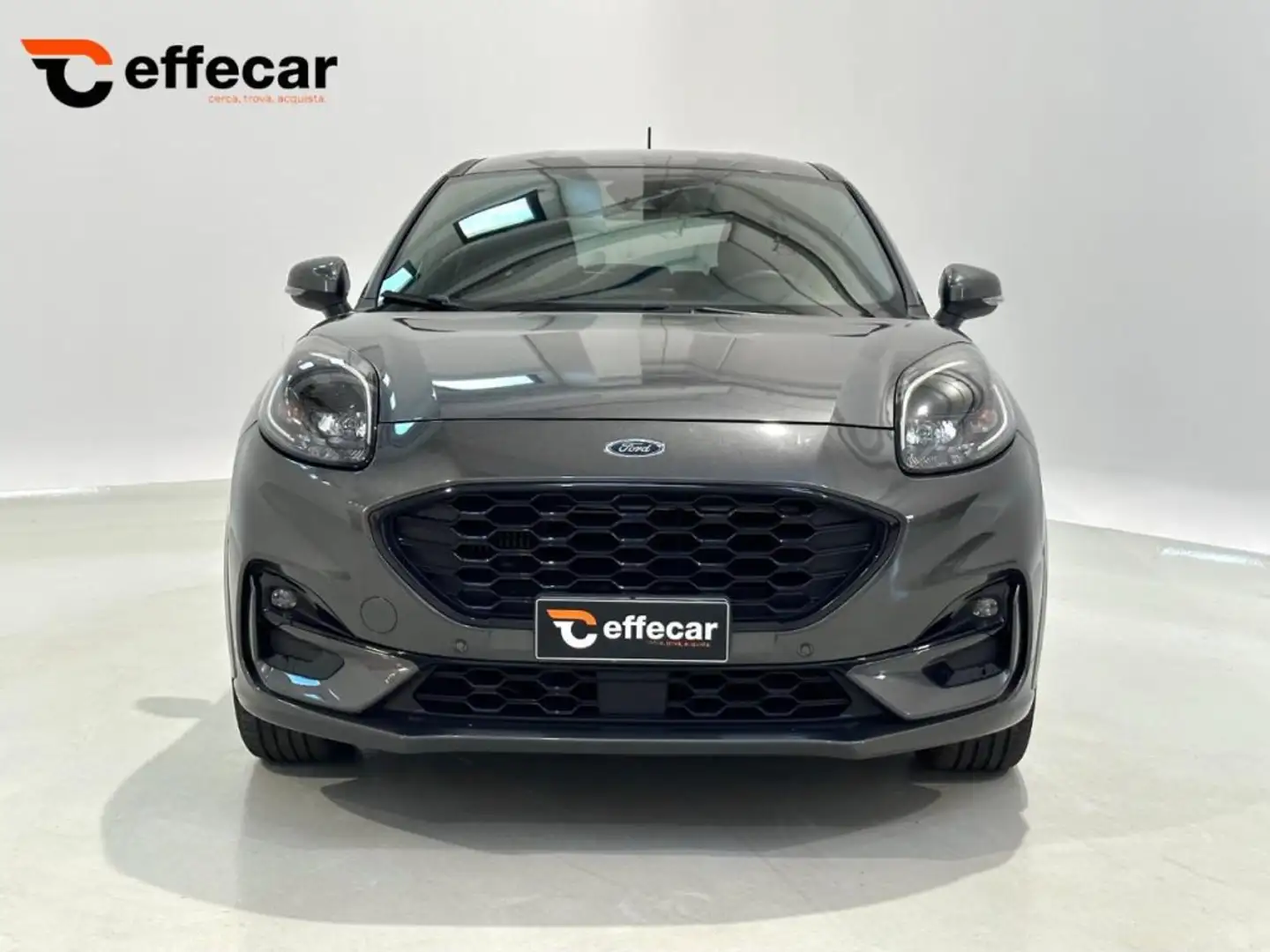 Ford Puma 1.0 EcoBoost Hybrid 125 CV S&S aut. ST-Line Grau - 2