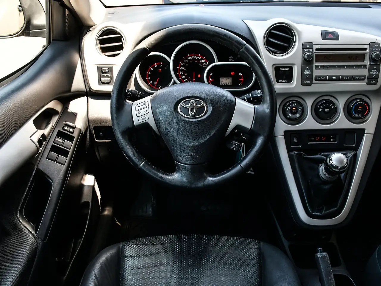 Toyota Matrix снимка Toyota Matrix