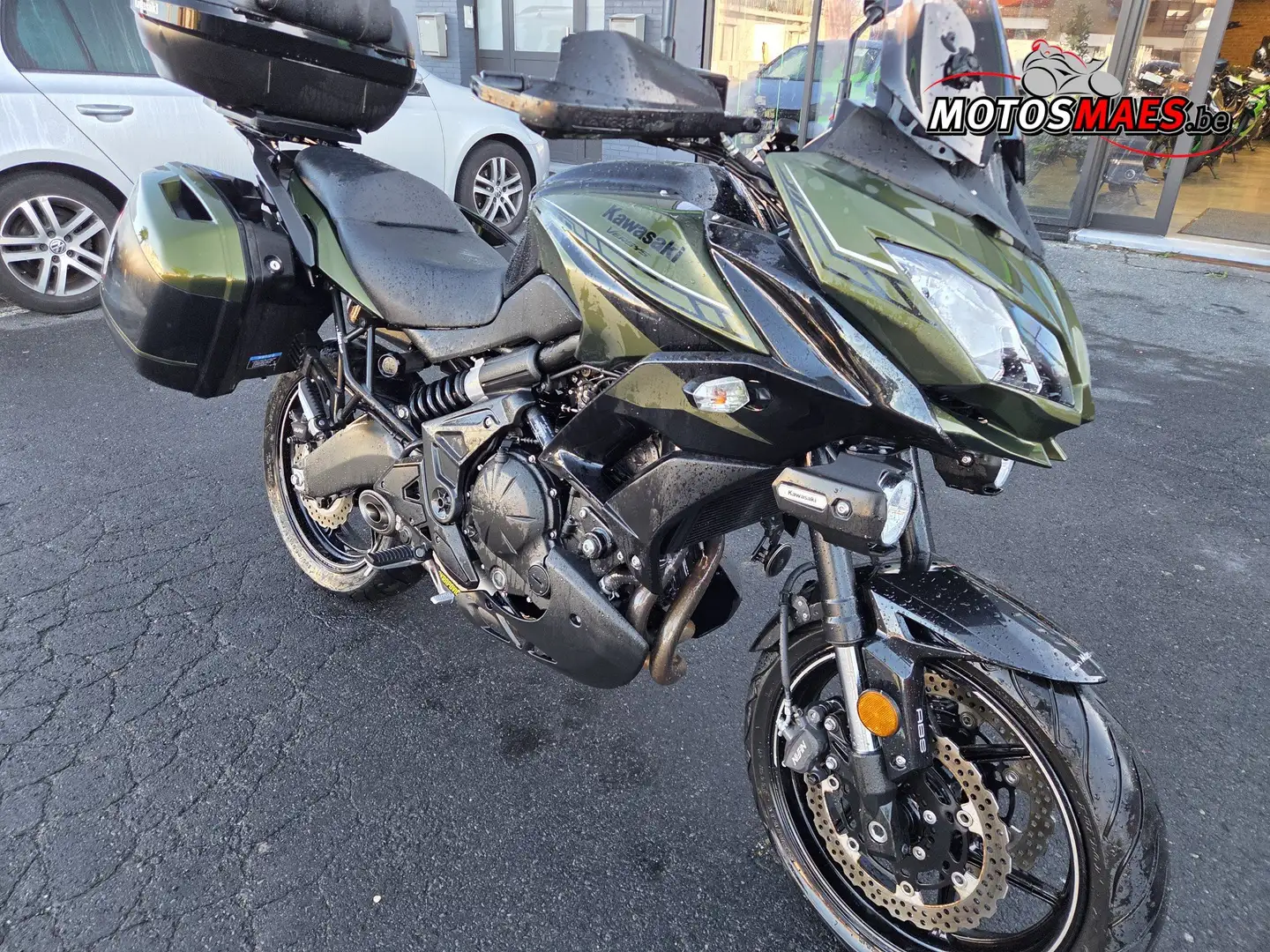 Kawasaki Versys 650 grand tourer - 2