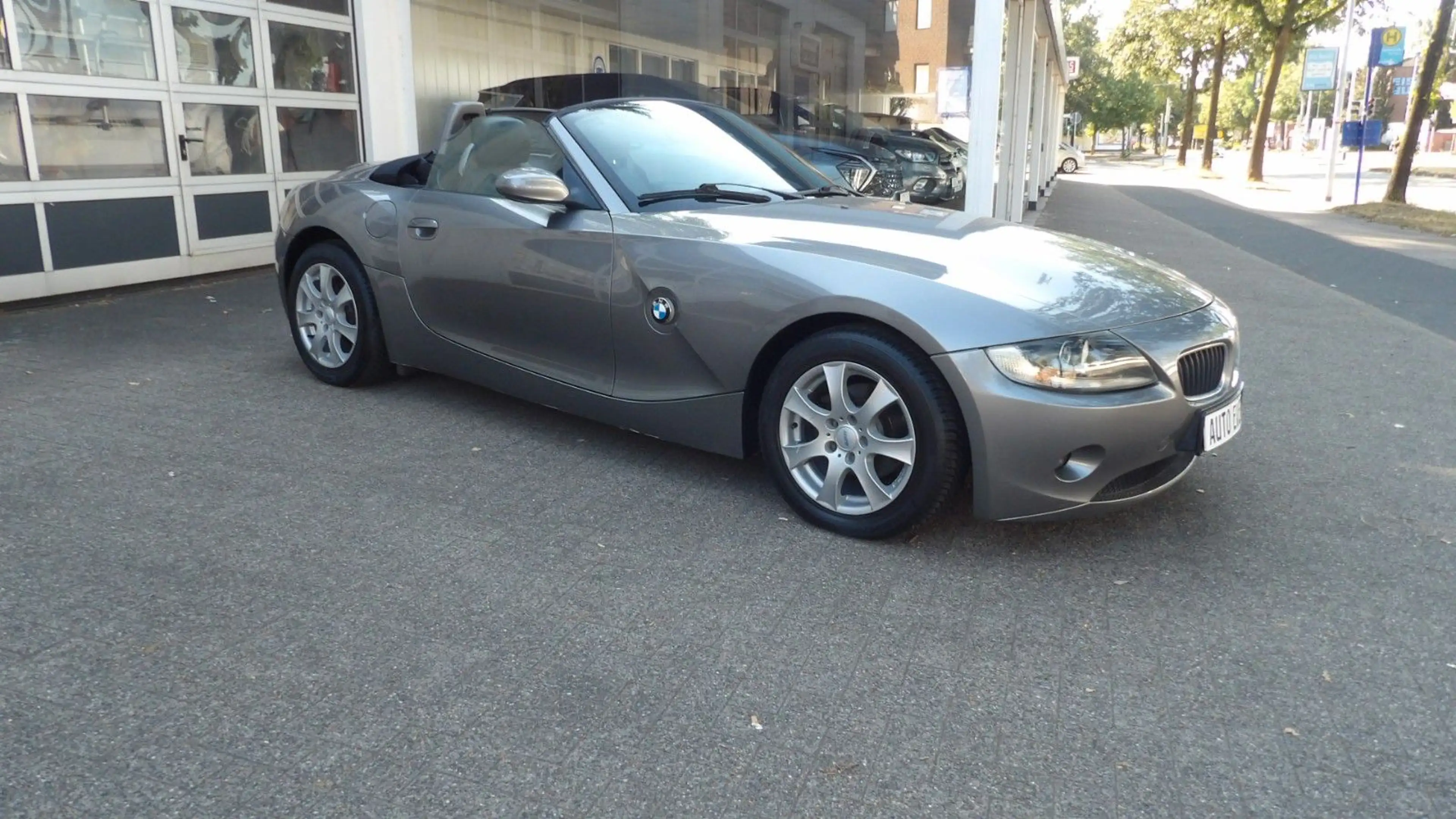 BMW Z4 Roadster 2.2 i*Klima*SHZ*Leder* — photo 3