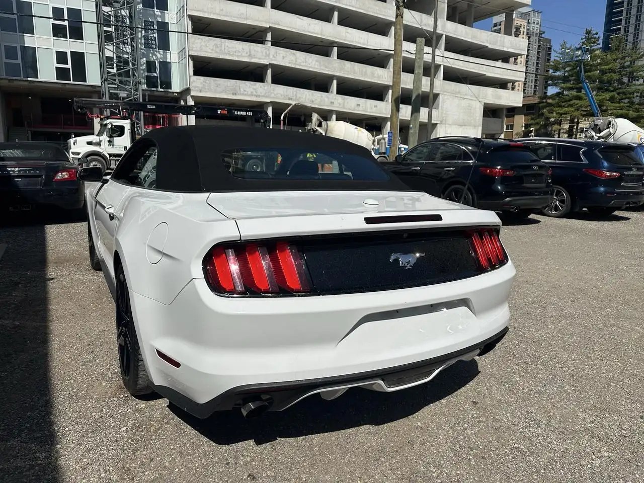 Ford Mustang снимка Ford Mustang