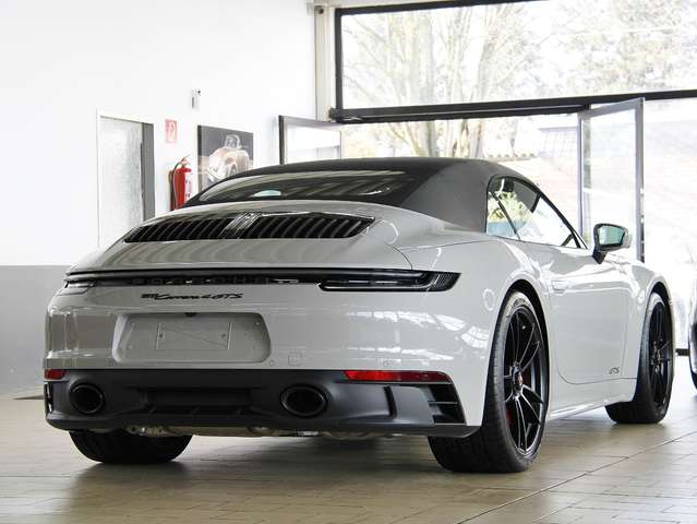 Porsche 992 GTS 4 CABRiO SPORTDESiGN *CARBON*21"TURBO*