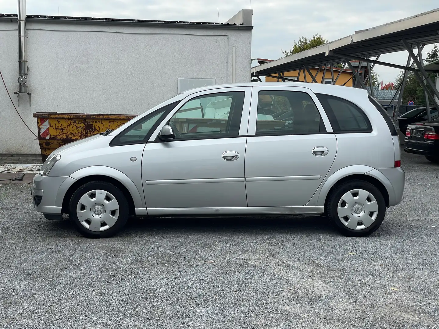 Opel Meriva Edition Grau - 2