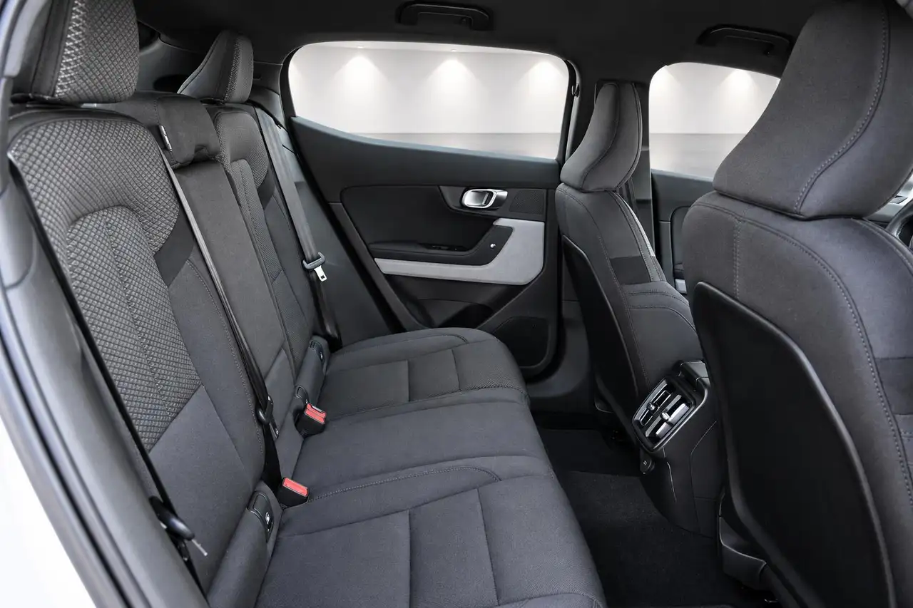Polestar 2 Long Range Single Motor 78 kWh, миниатюра 13
