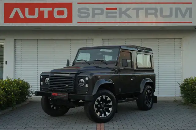 Land Rover Defender 90" Station Wagon E 2,2 | € 365 mtl | AHK |