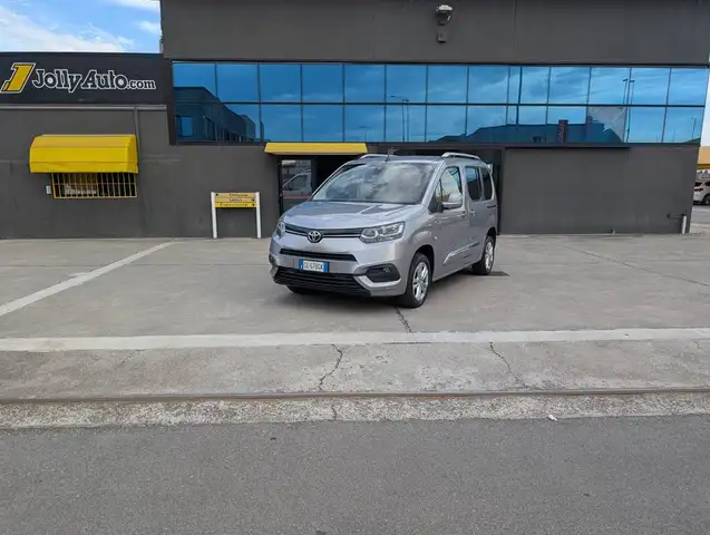 Toyota Proace City Verso 1.5 td 100 cv Lounge