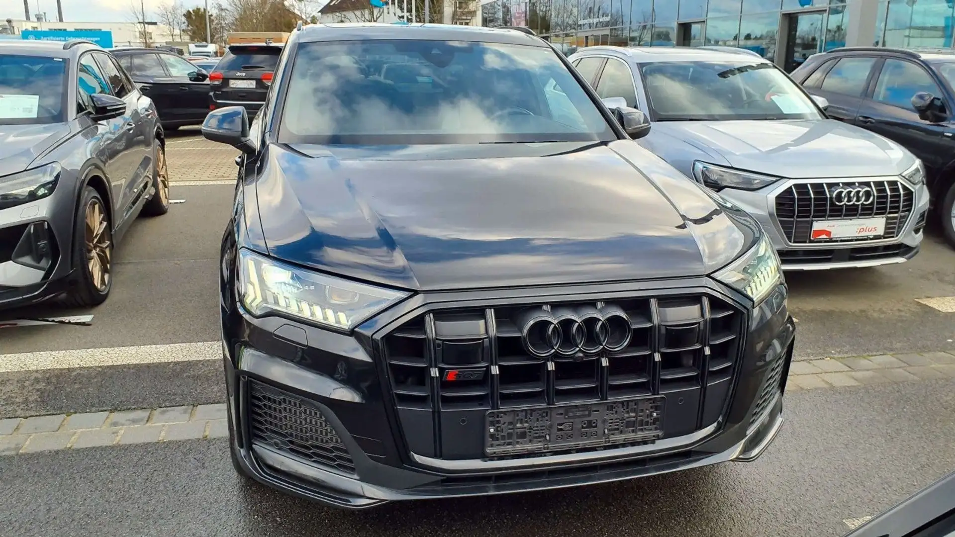 Audi SQ7 (4MG) PANO*STHZ*BOSE*TOUR*AHK*OPTIK*1.H Noir - 1