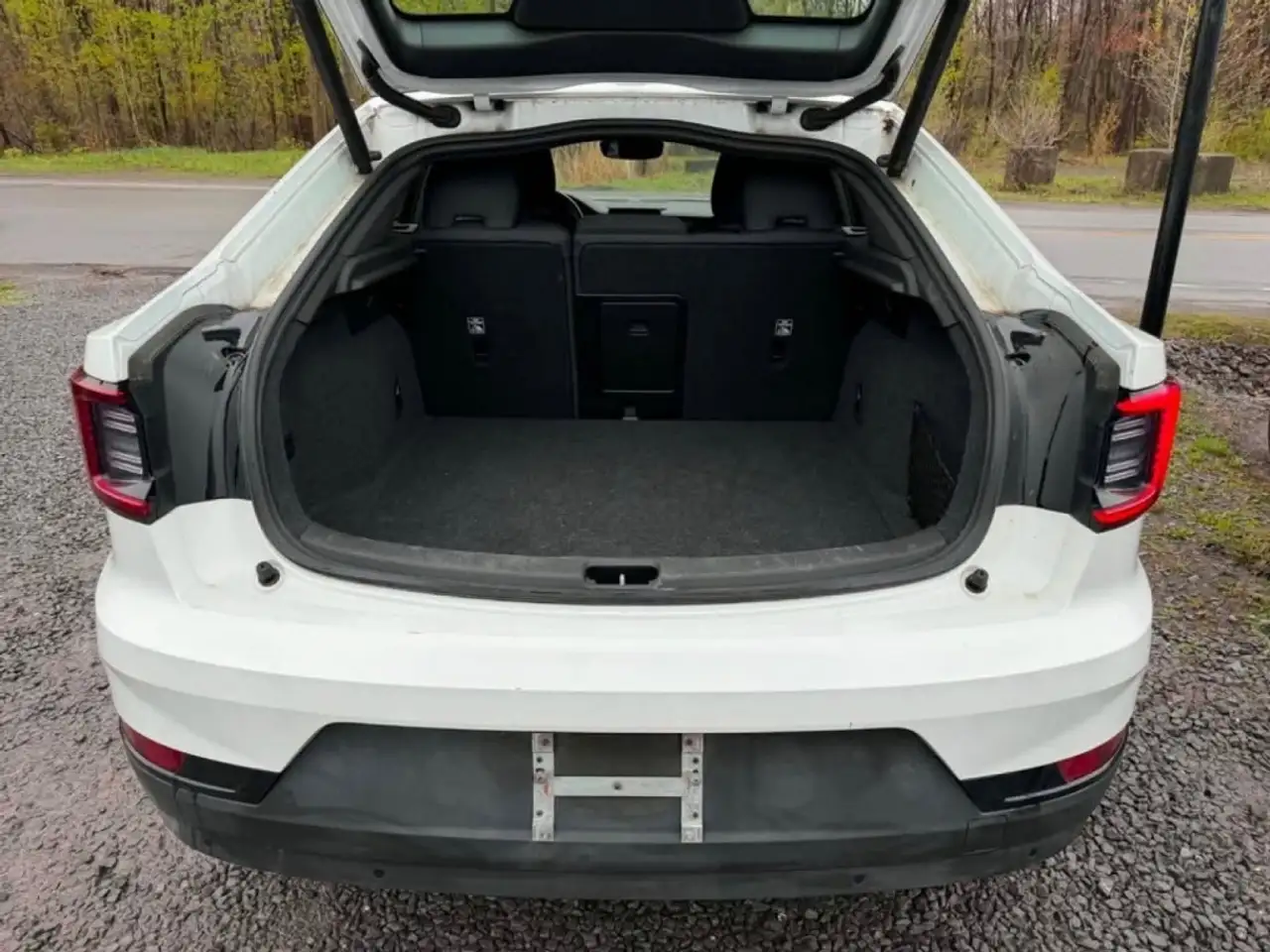 Polestar 2 снимка Polestar 2
